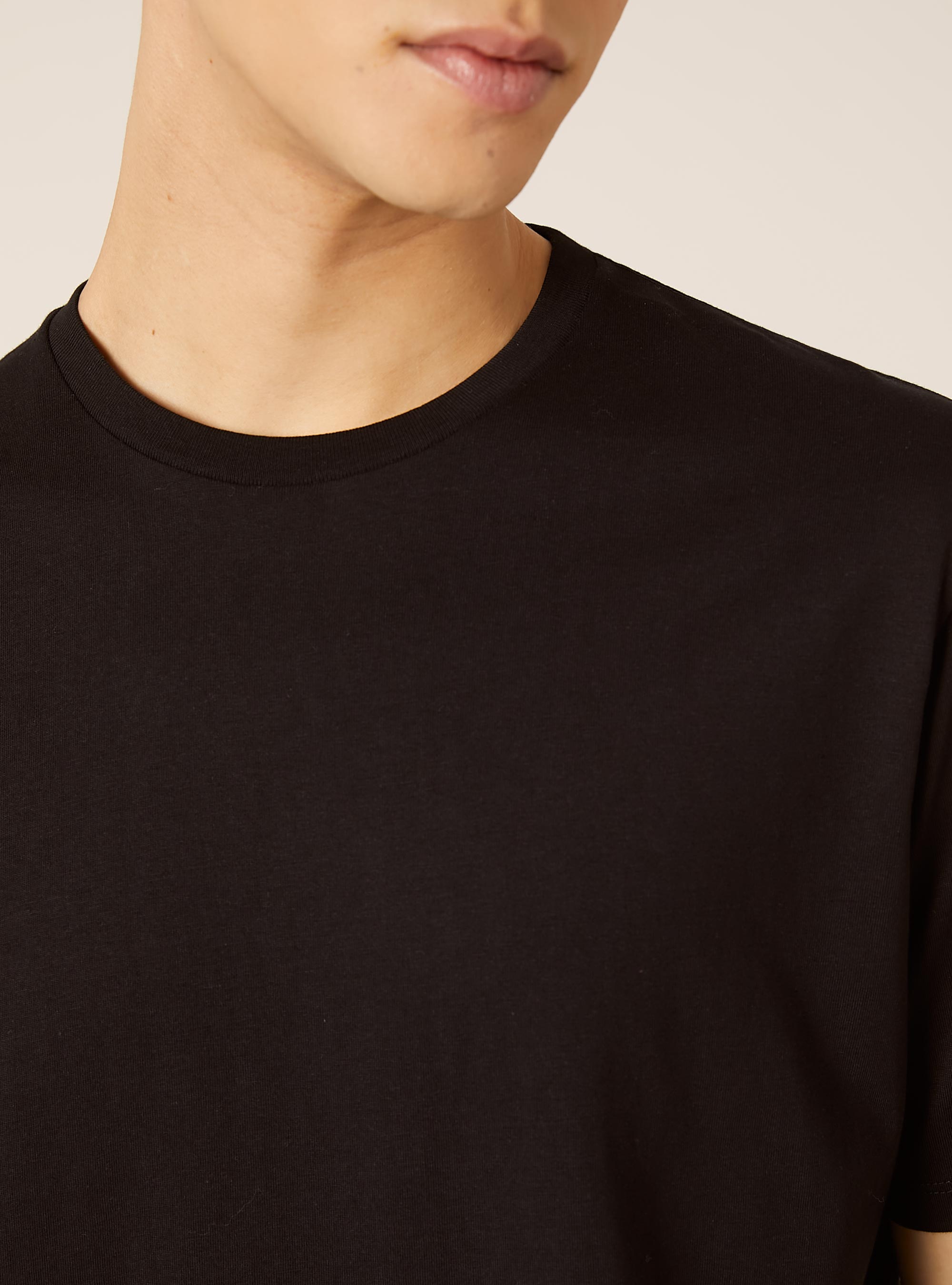 Camiseta b&aacute;sica de algod&oacute;n, BK1 BLACK
