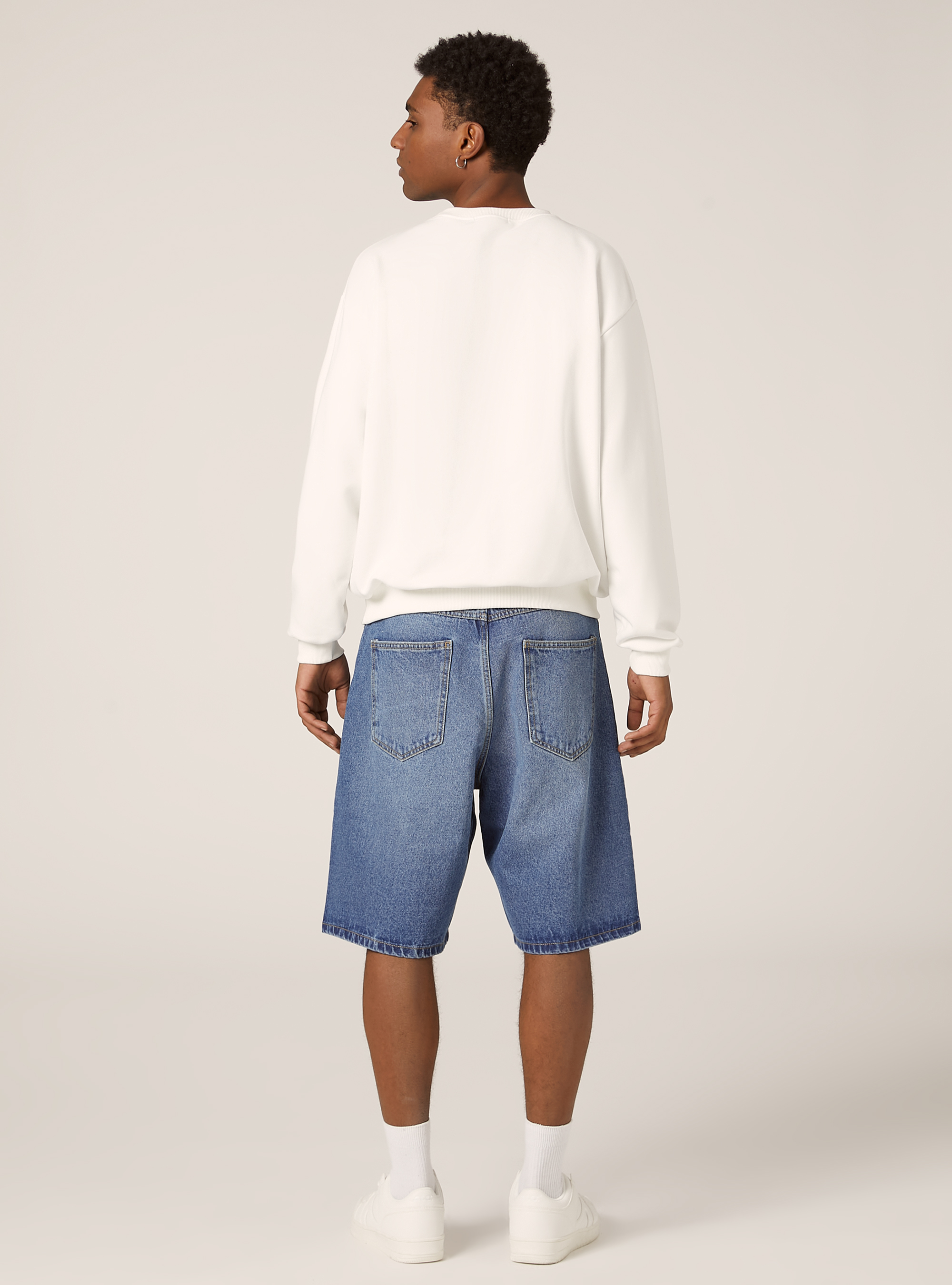 Sweat &agrave; col ras-du-cou boxy fit, WH2 WHITE
