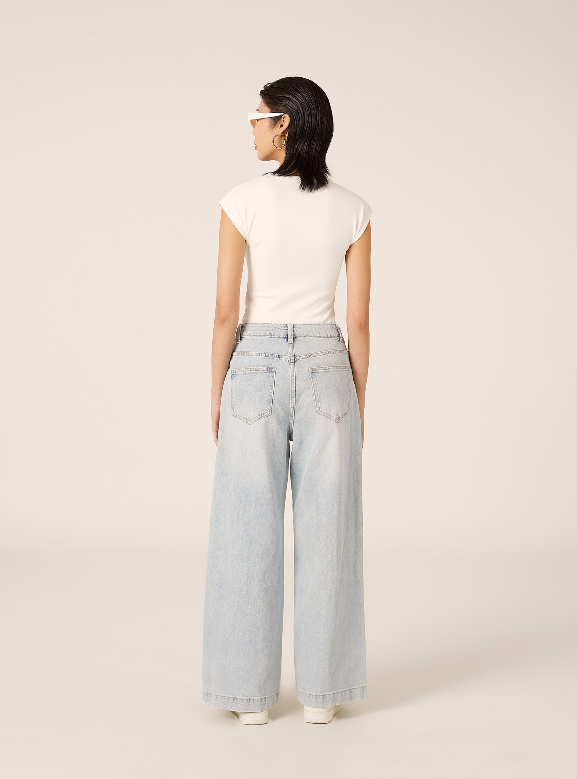 Jeans larges avec broderies, D006 AZURE