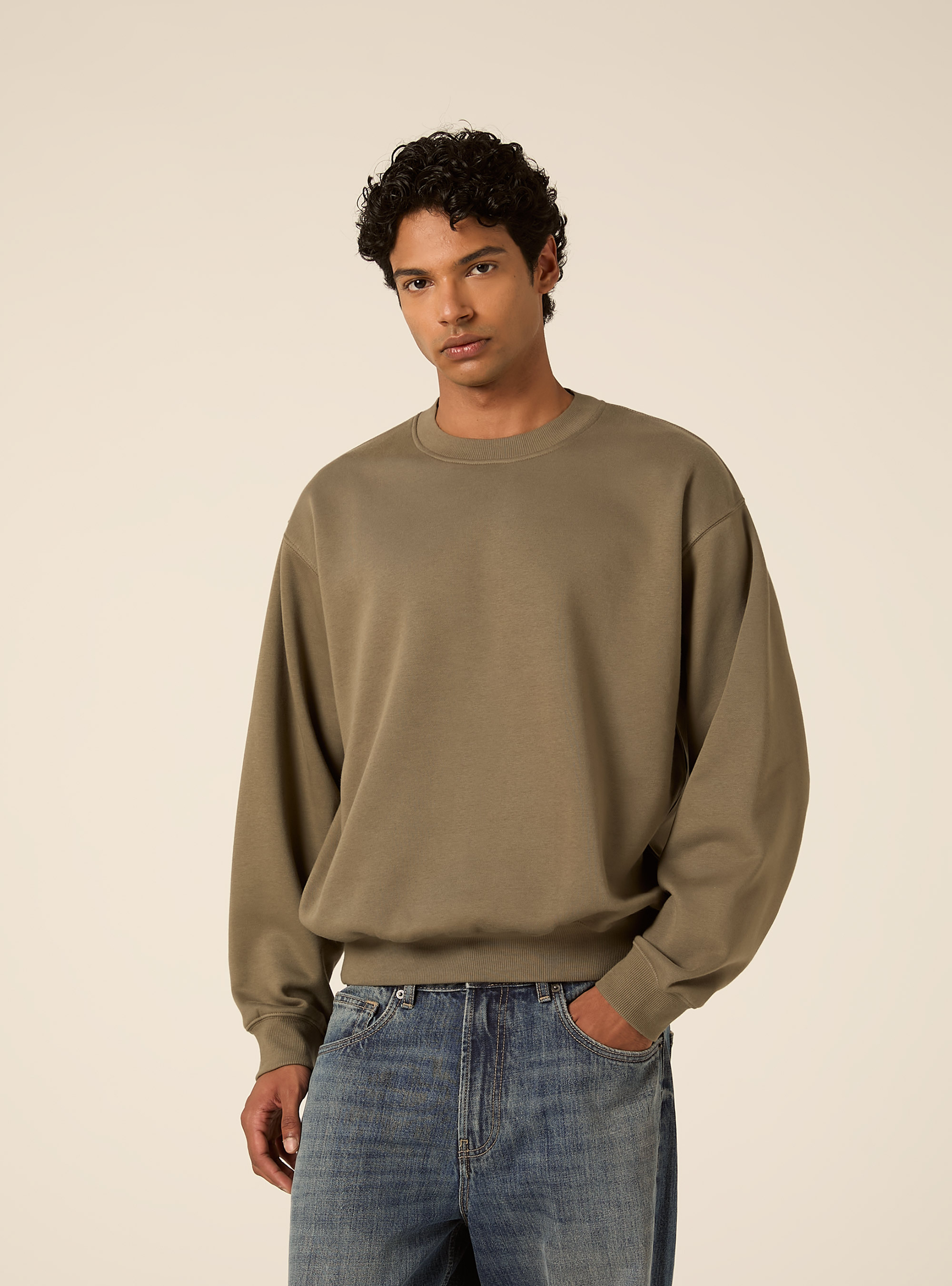 Basic boxy fit crewneck sweatshirt, KY2 KAKY MEDIUM