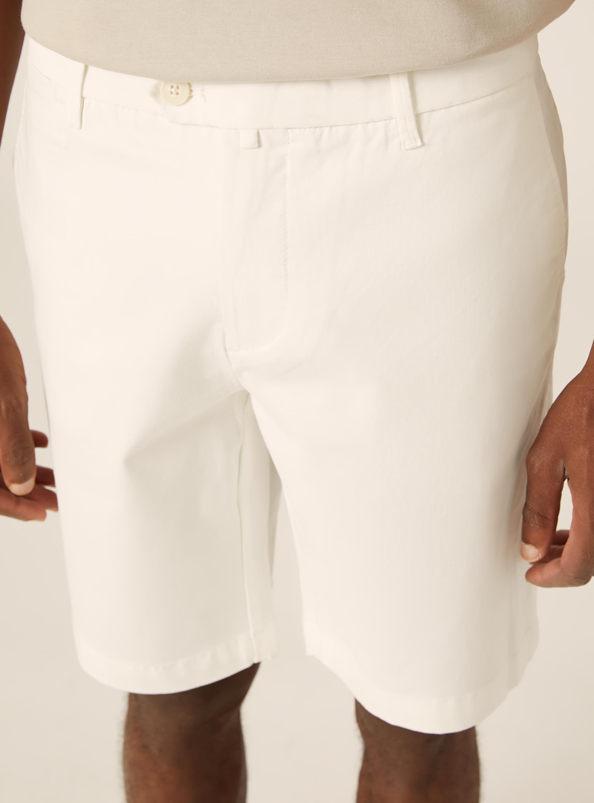Bermuda Chino de Sarga, WH1 OFF WHITE