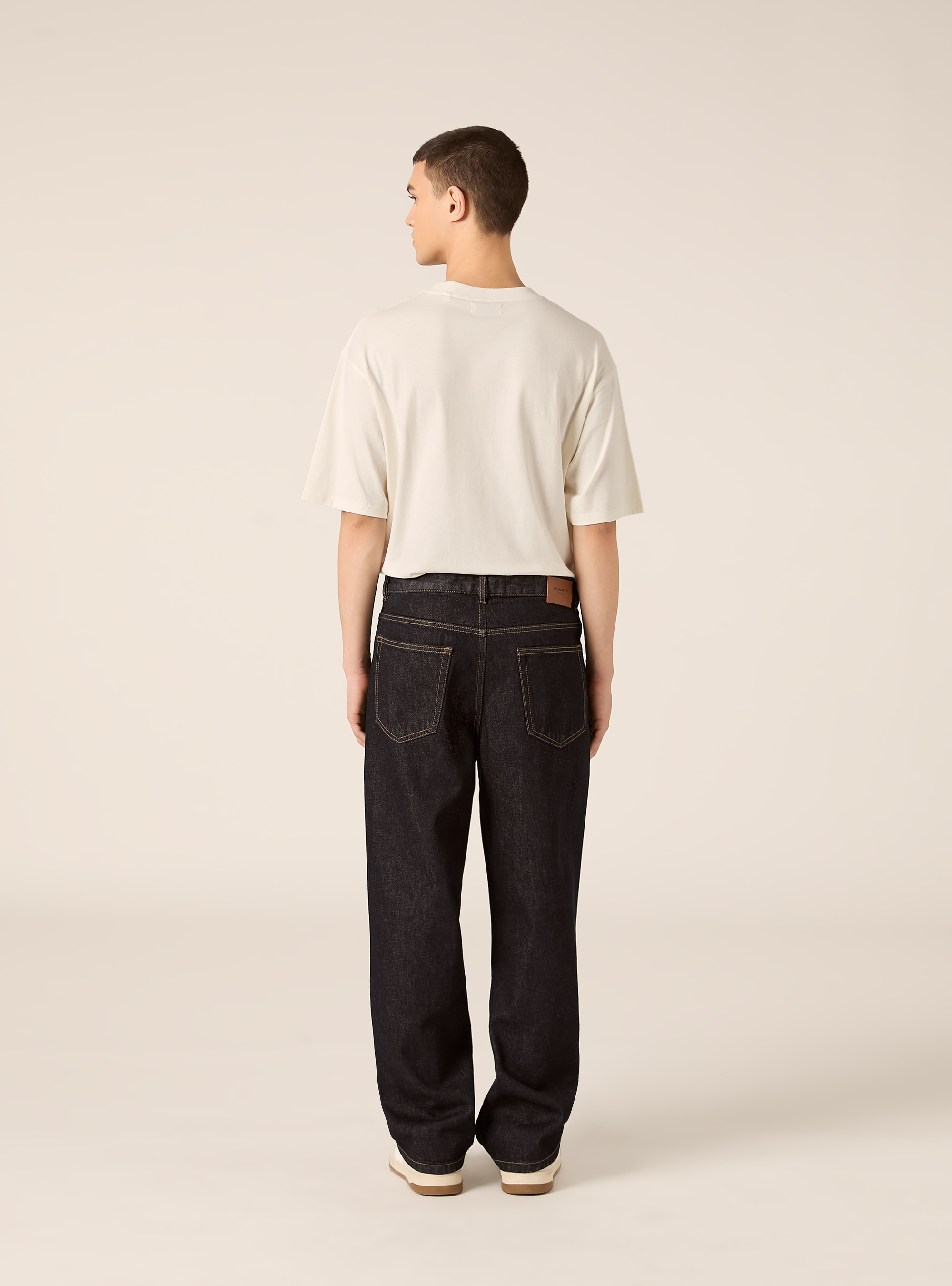 Jeans mit geradem Schnitt, D001 DEEP BLUE