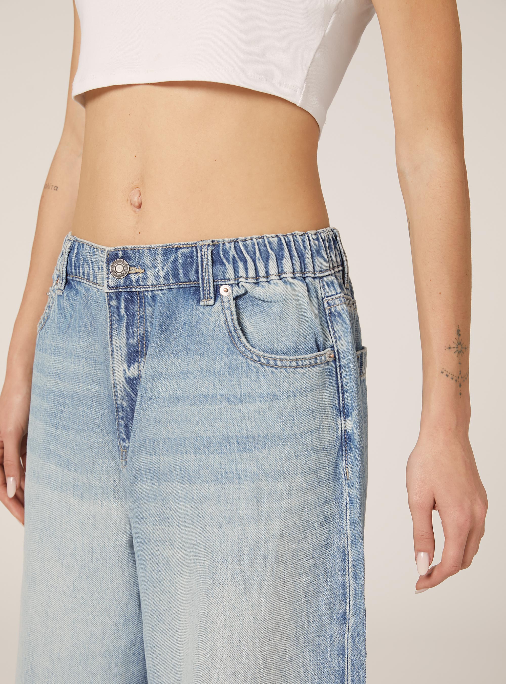 Jean super large avec taille &eacute;lastiqu&eacute;e, D006 AZURE