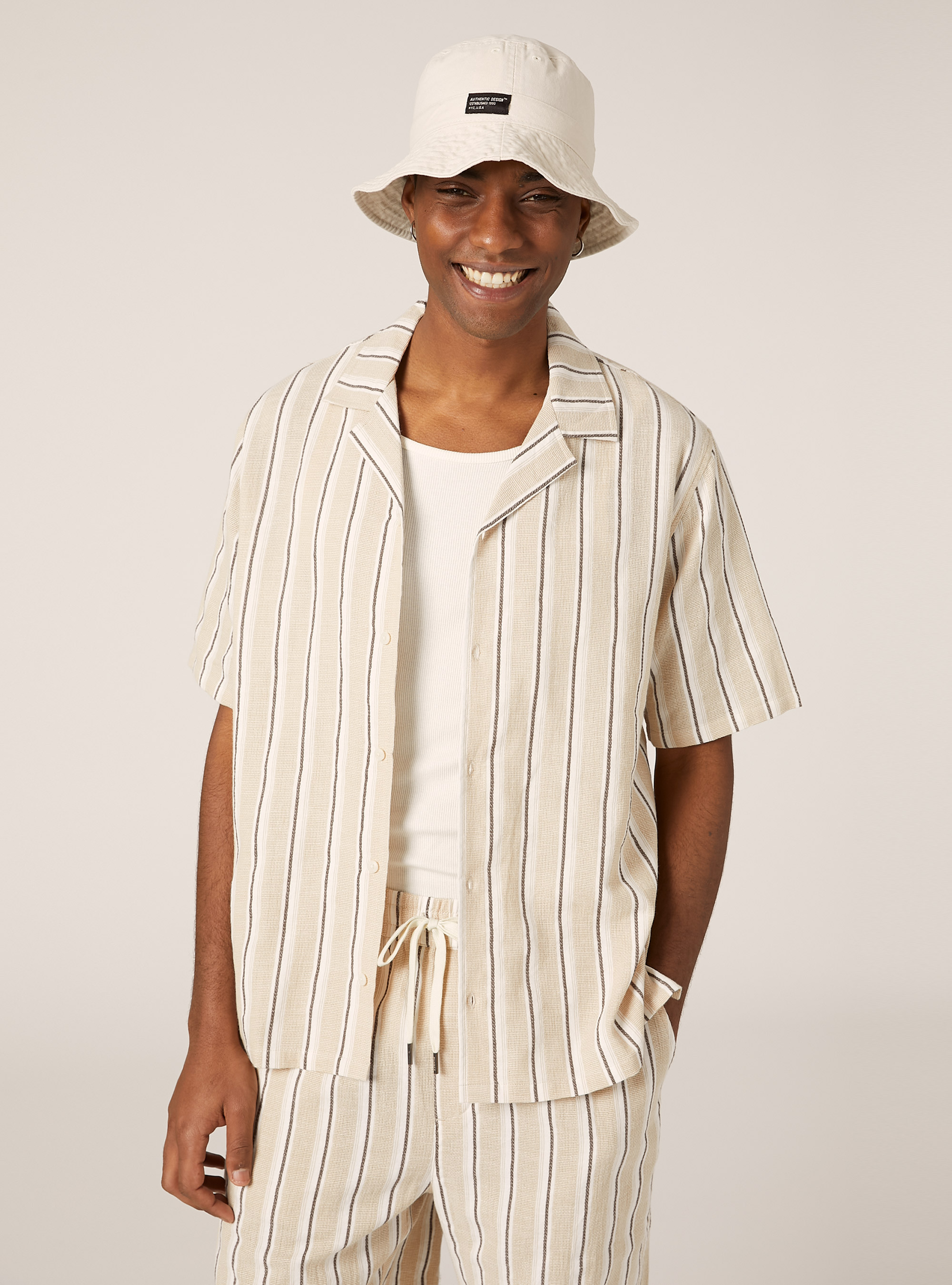 Gestreiftes Kurzarmhemd aus Leinen, BG2 BEIGE MEDIUM