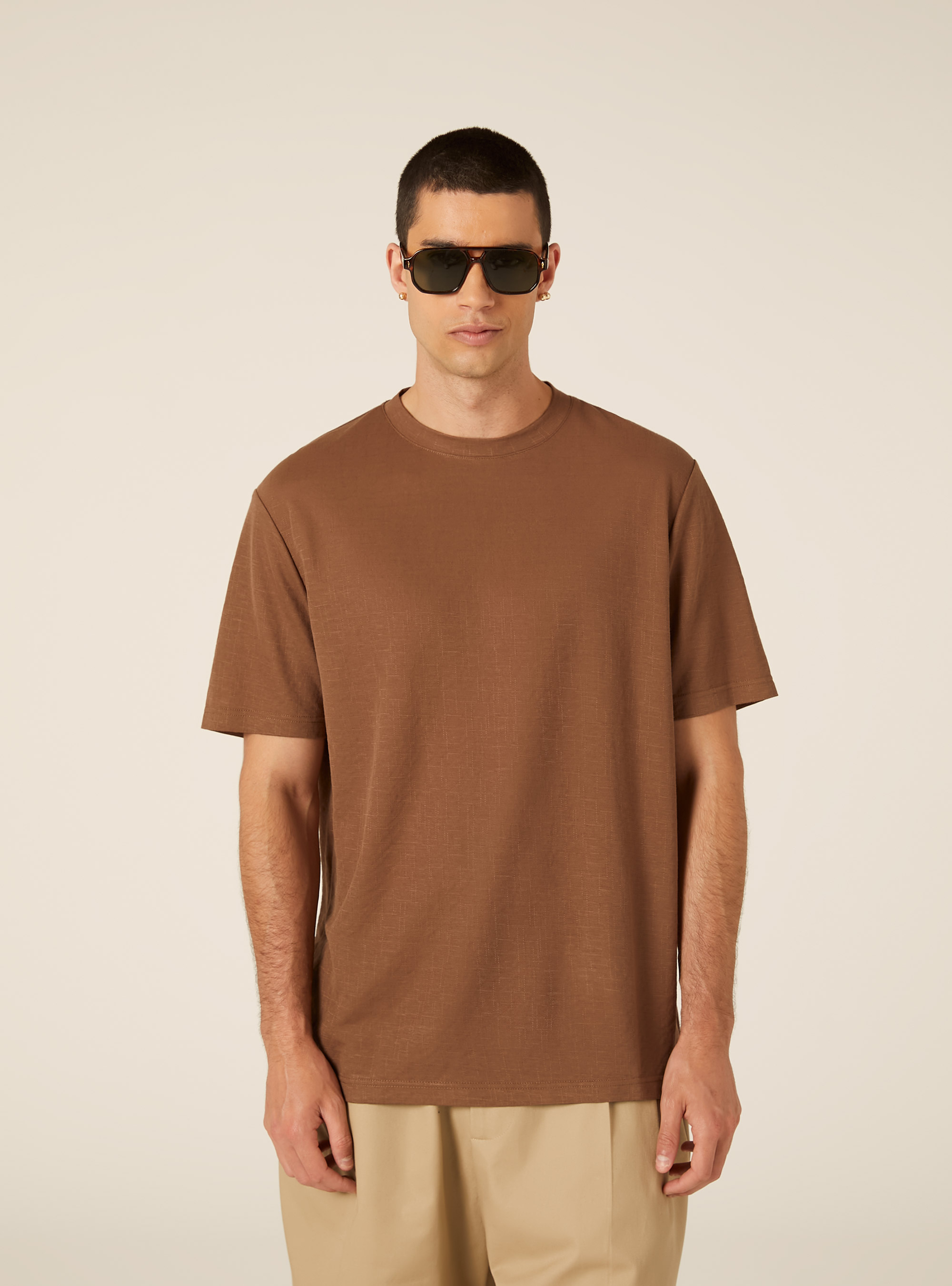 Texturiertes T-Shirt im Boxy Fit, BR2 BROWN MEDIUM