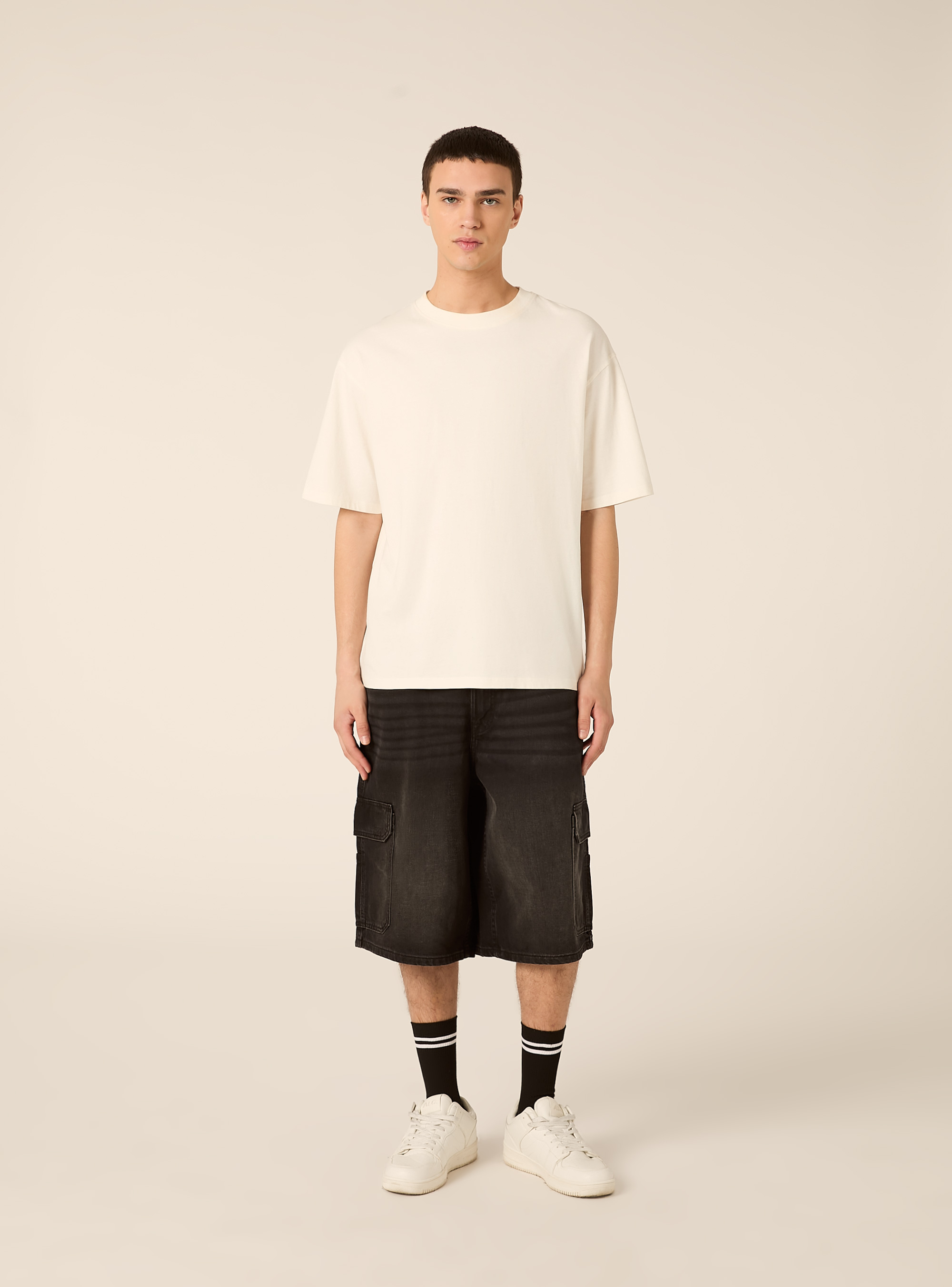 Bermuda cargo in denim, D000 BLACK