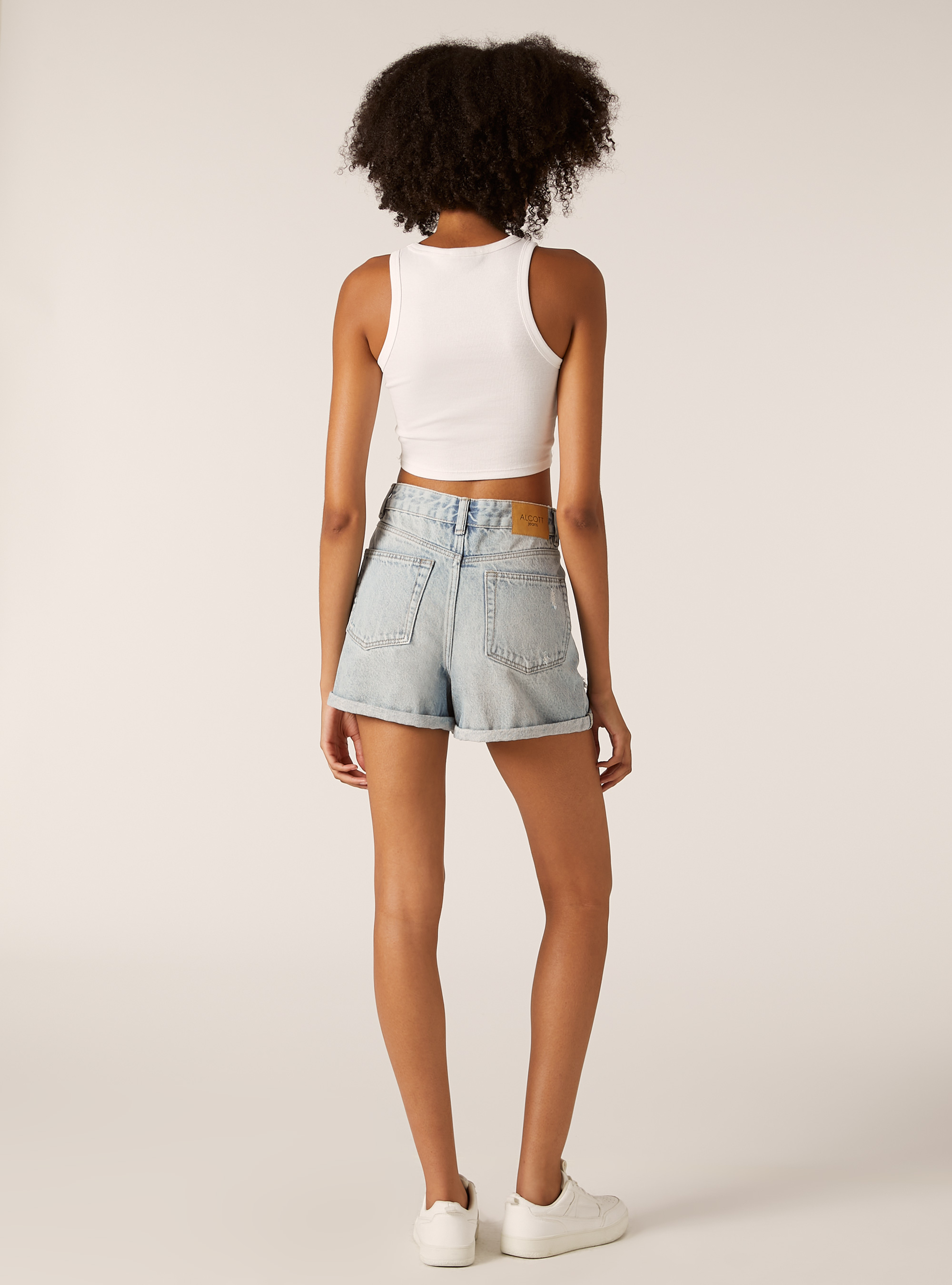 Pantal&oacute;n corto vaquero mom fit, D006 AZURE