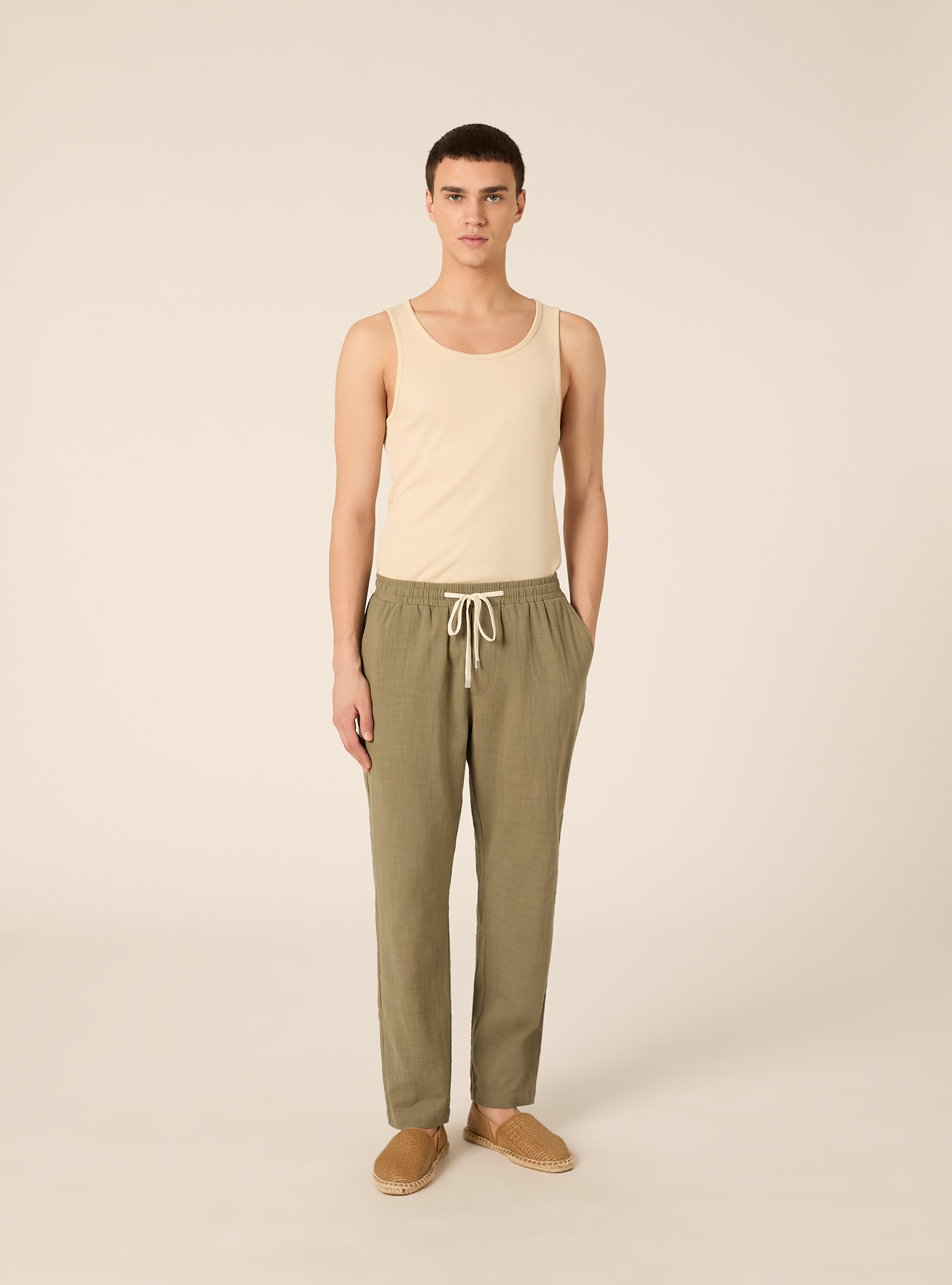 Lightweight jogger pants, KY2 KAKY MEDIUM