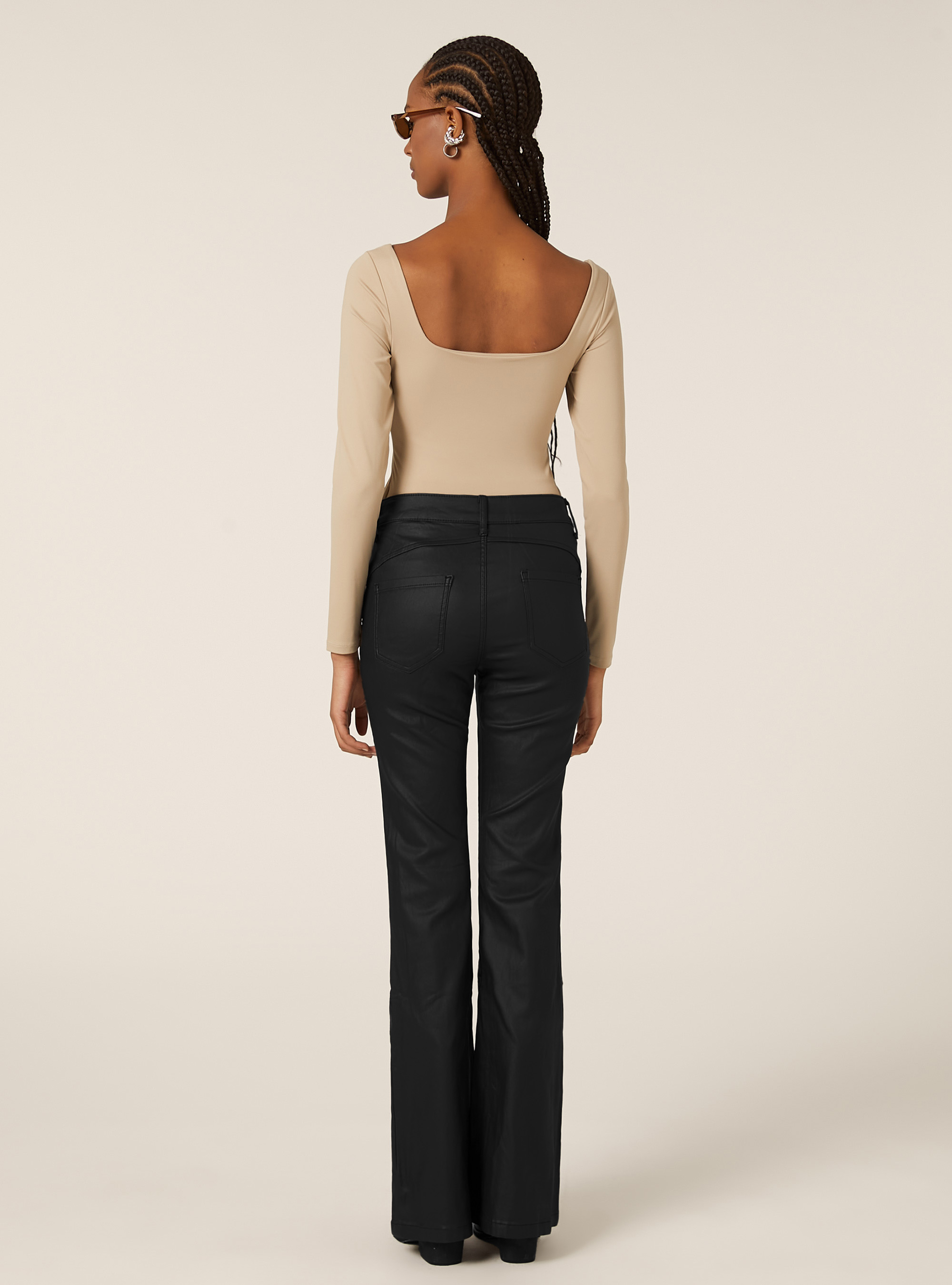 Pantalon &eacute;vas&eacute; effet cuir, BK1 BLACK