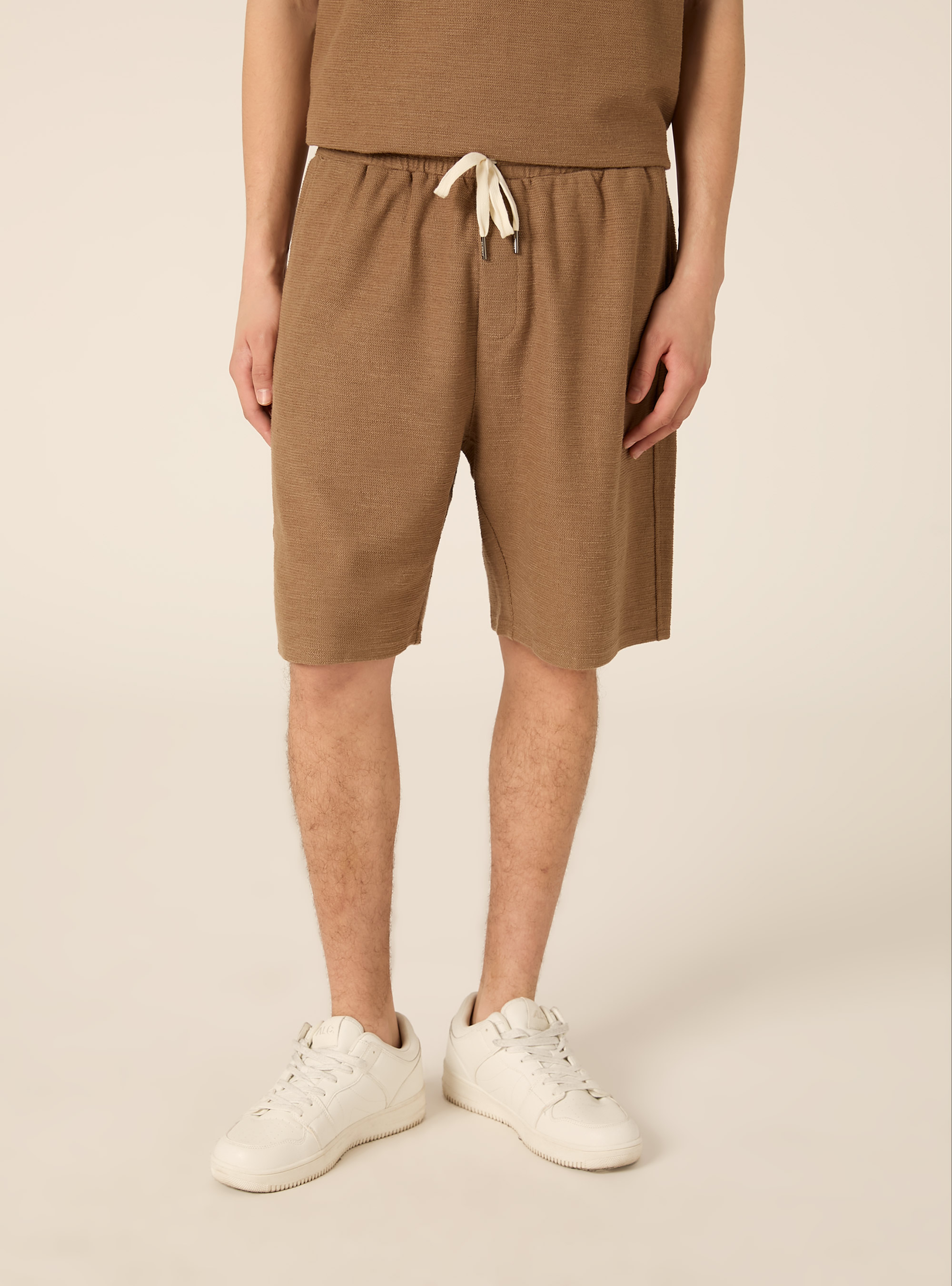 Bermudas de algod&oacute;n con textura, BR2 BROWN MEDIUM