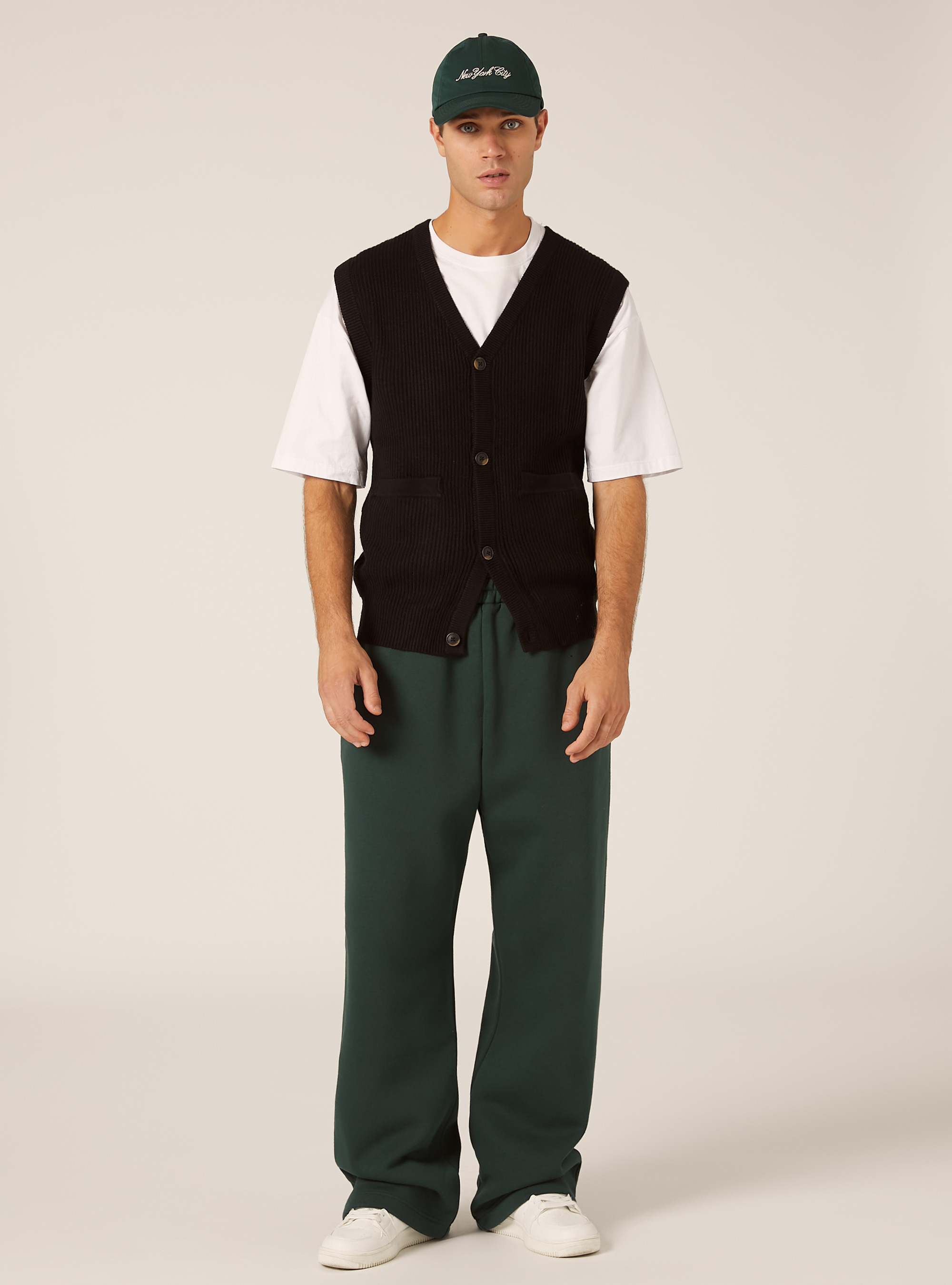 Gilet en maille avec poches, BK1 BLACK