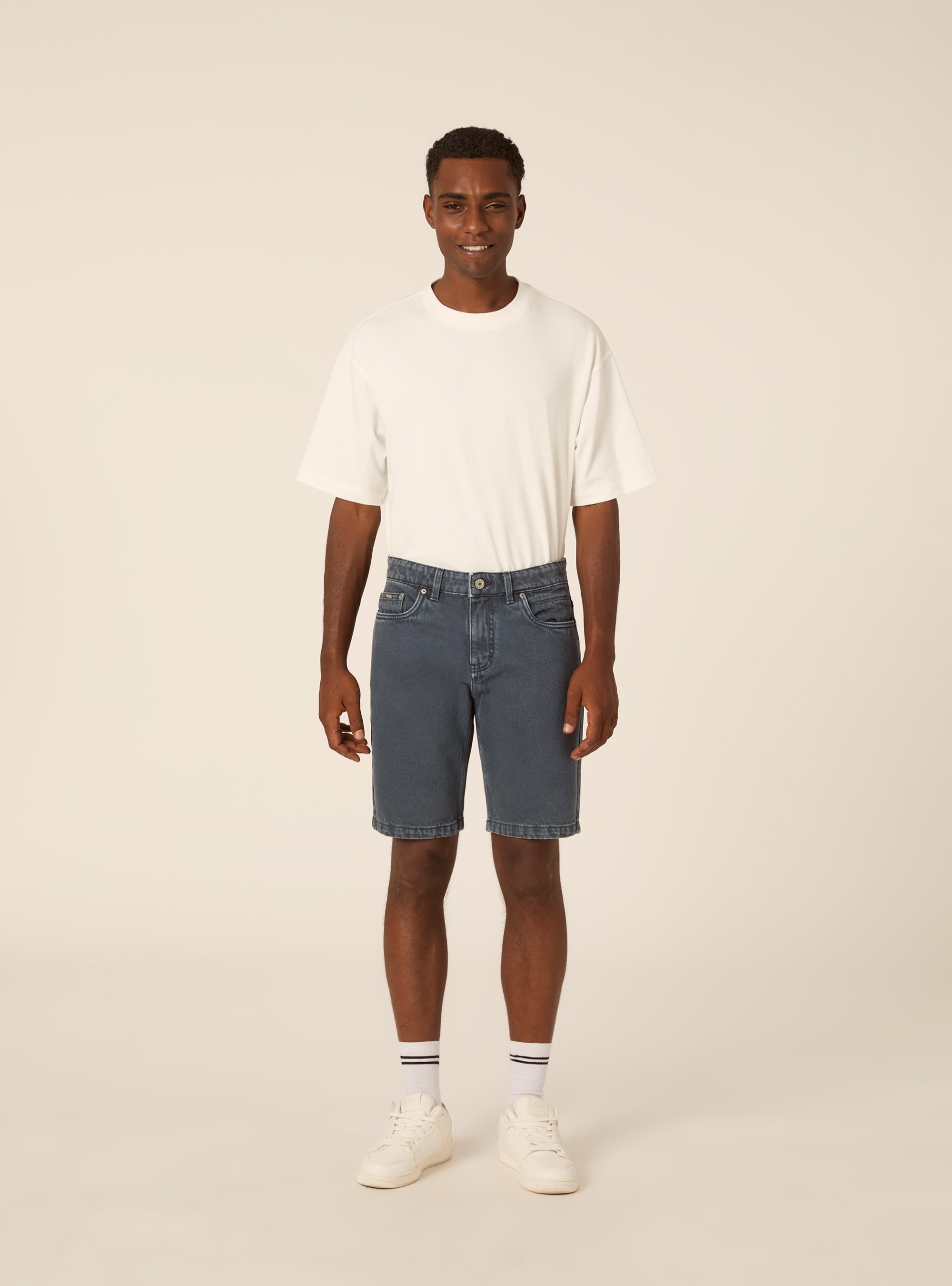 Bermuda Basique Teint en Pi&egrave;ce, NA2 NAVY MEDIUM