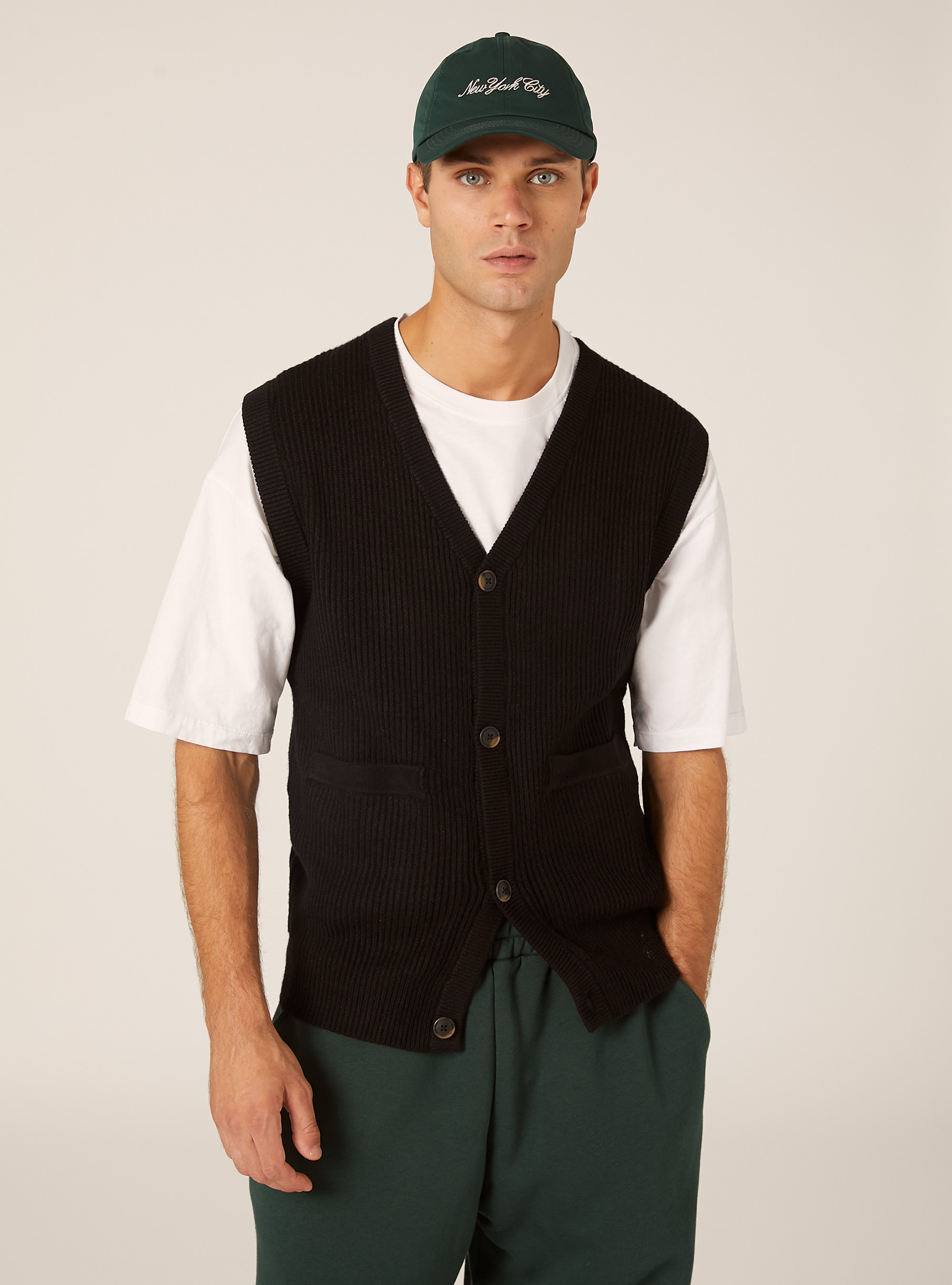 Gilet en maille avec poches, BK1 BLACK