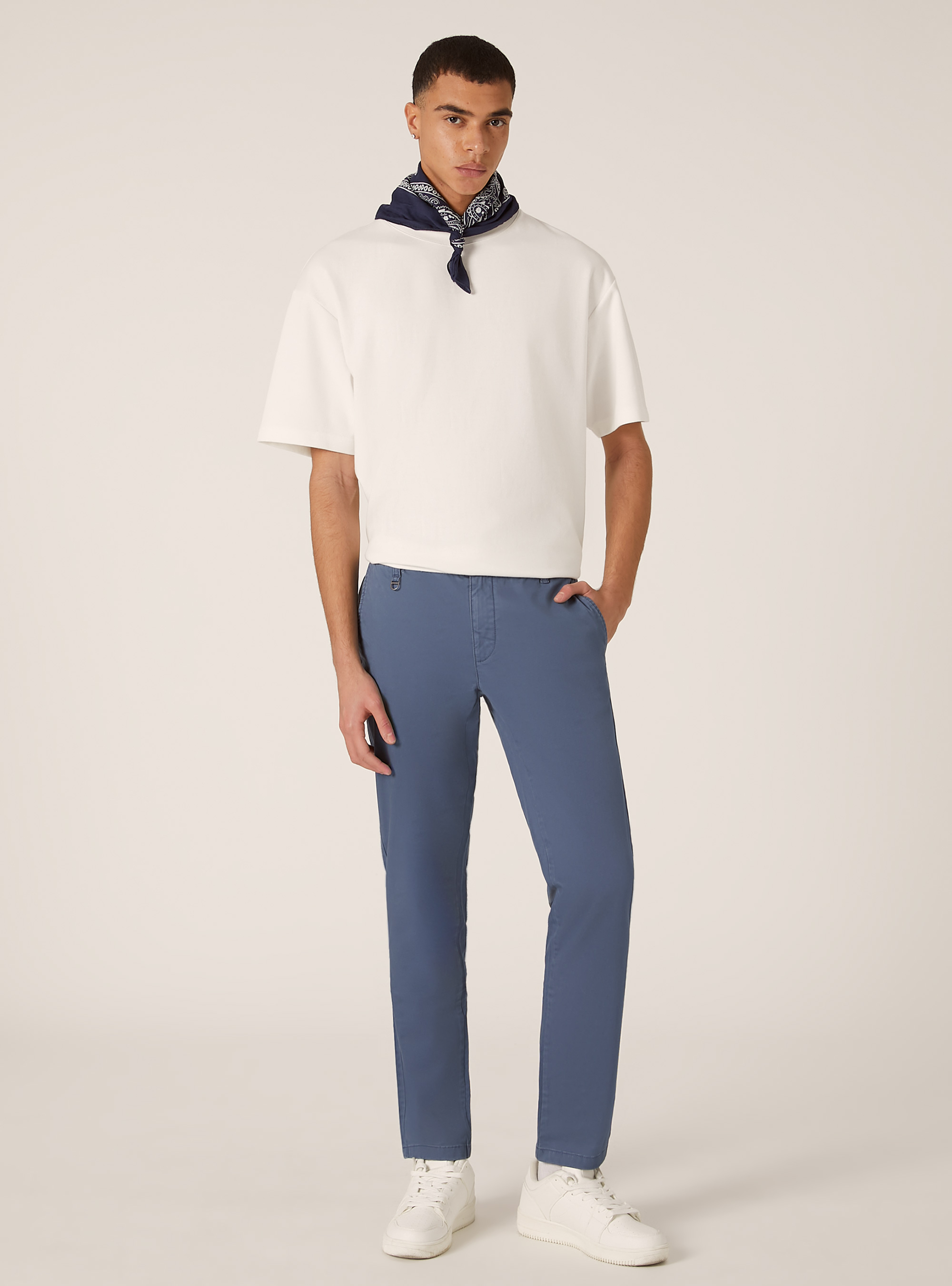 Pantalon chino stretch en serg&eacute; coupe skinny, AZ1 AZURE DARK