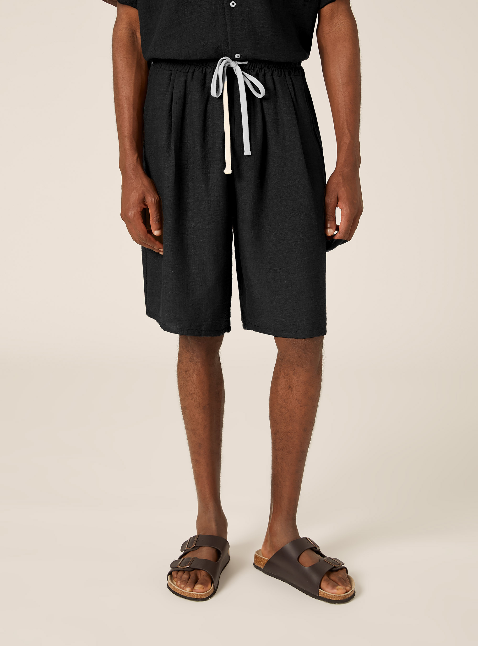 Slub Fabric Bermuda Shorts, BK1 BLACK
