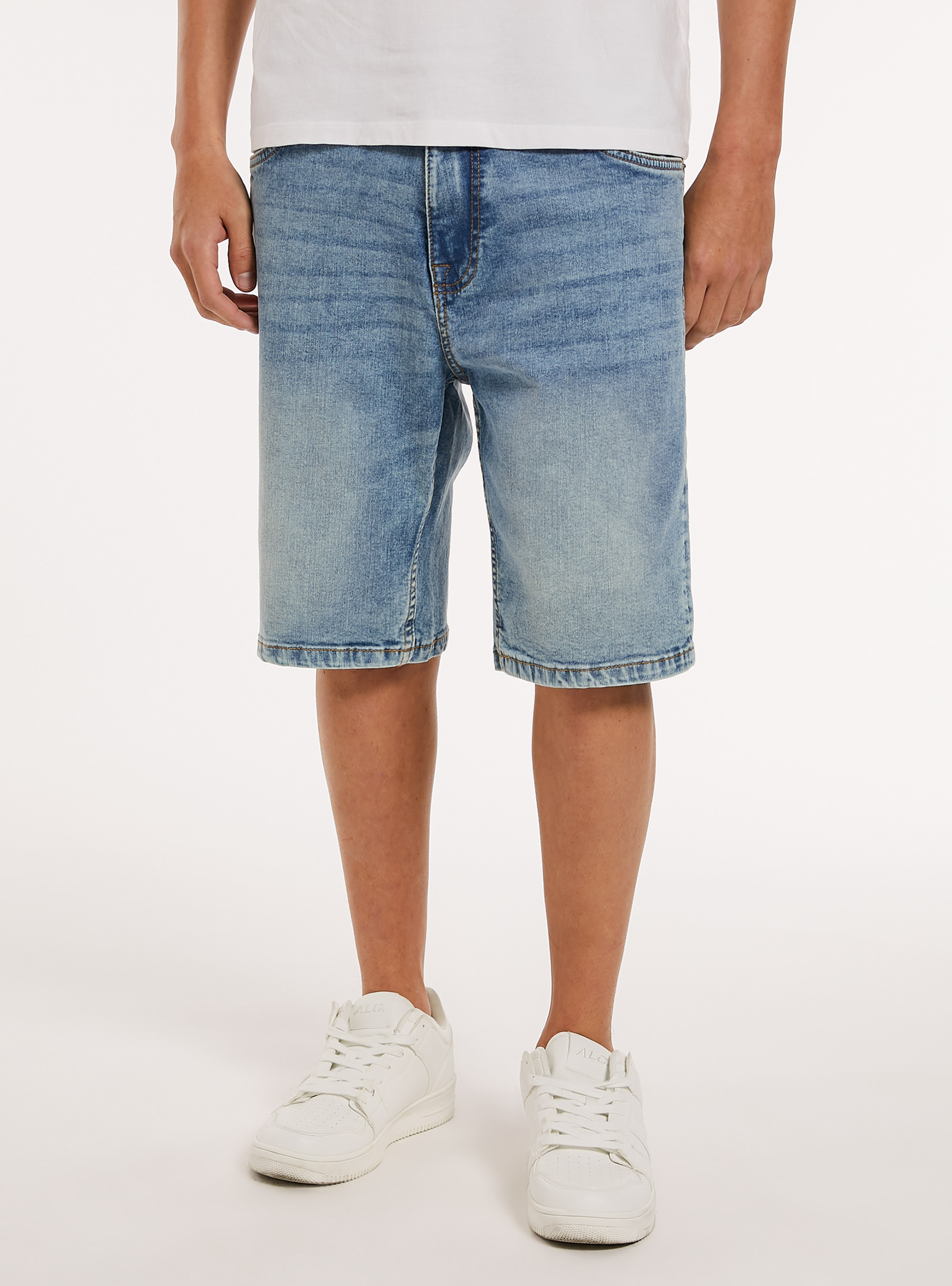 Bermuda carrot in denim stretch, D006 AZURE