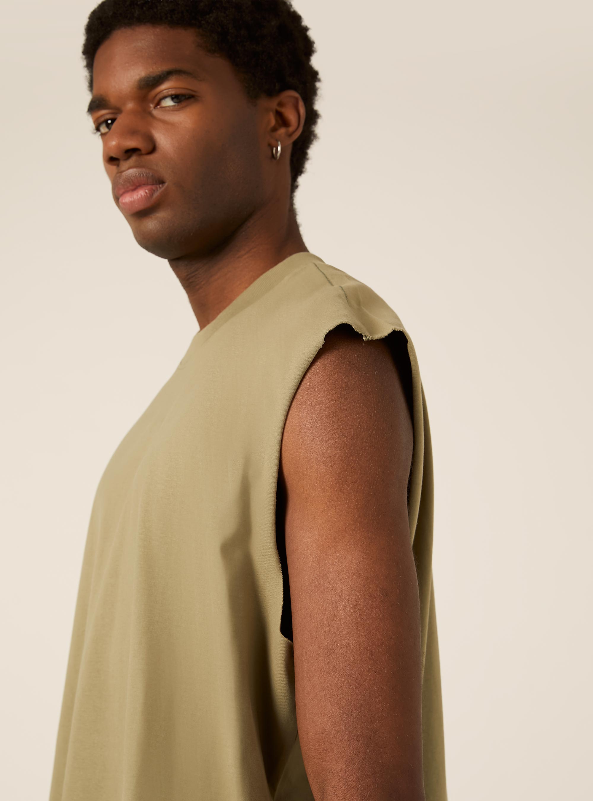 Boxy Fit Tanktop, KY2 KAKY MEDIUM