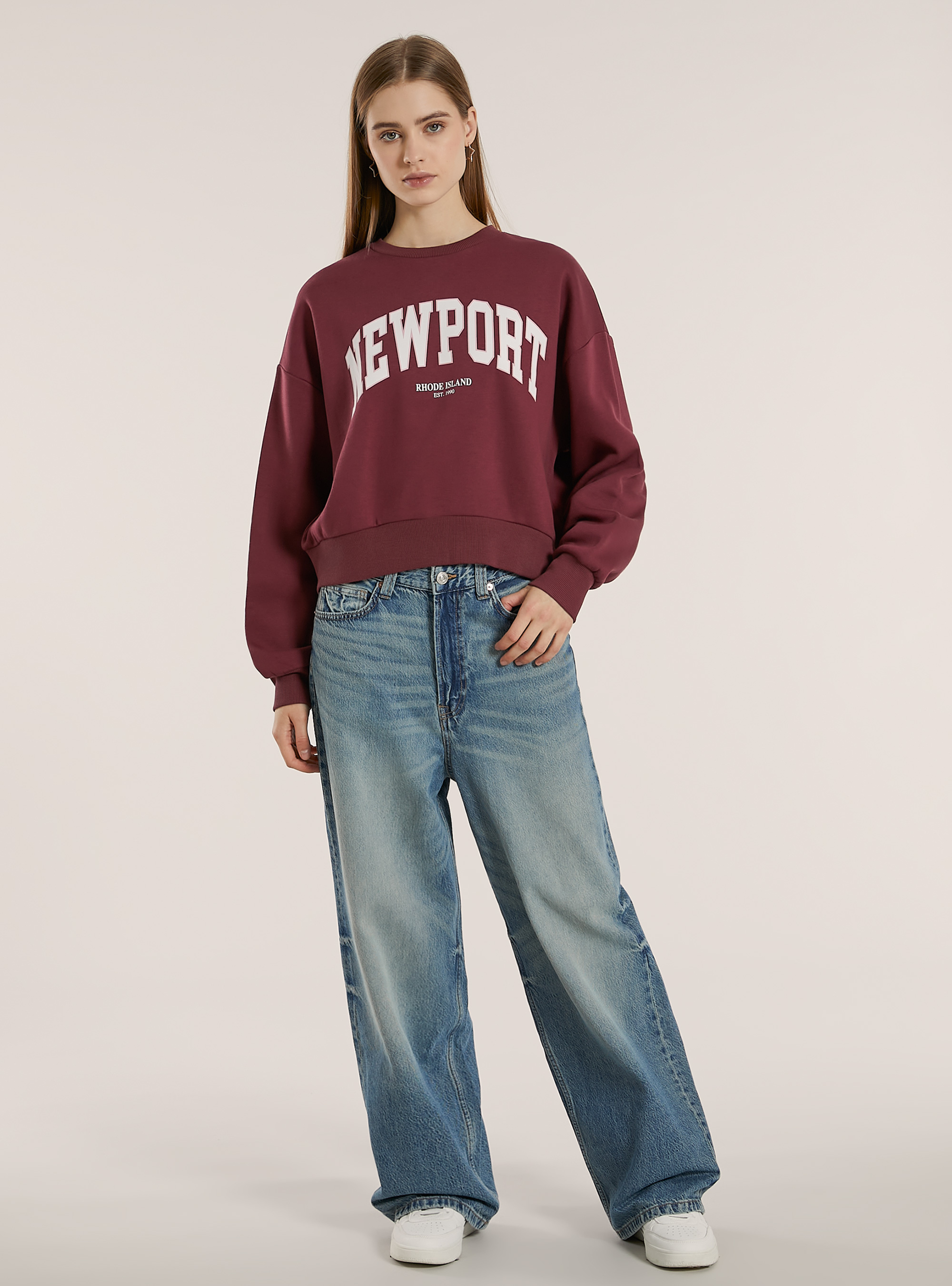 Sweat-shirt coupe carr&eacute;e avec imprim&eacute; City, BO1 BORDEAUX DARK