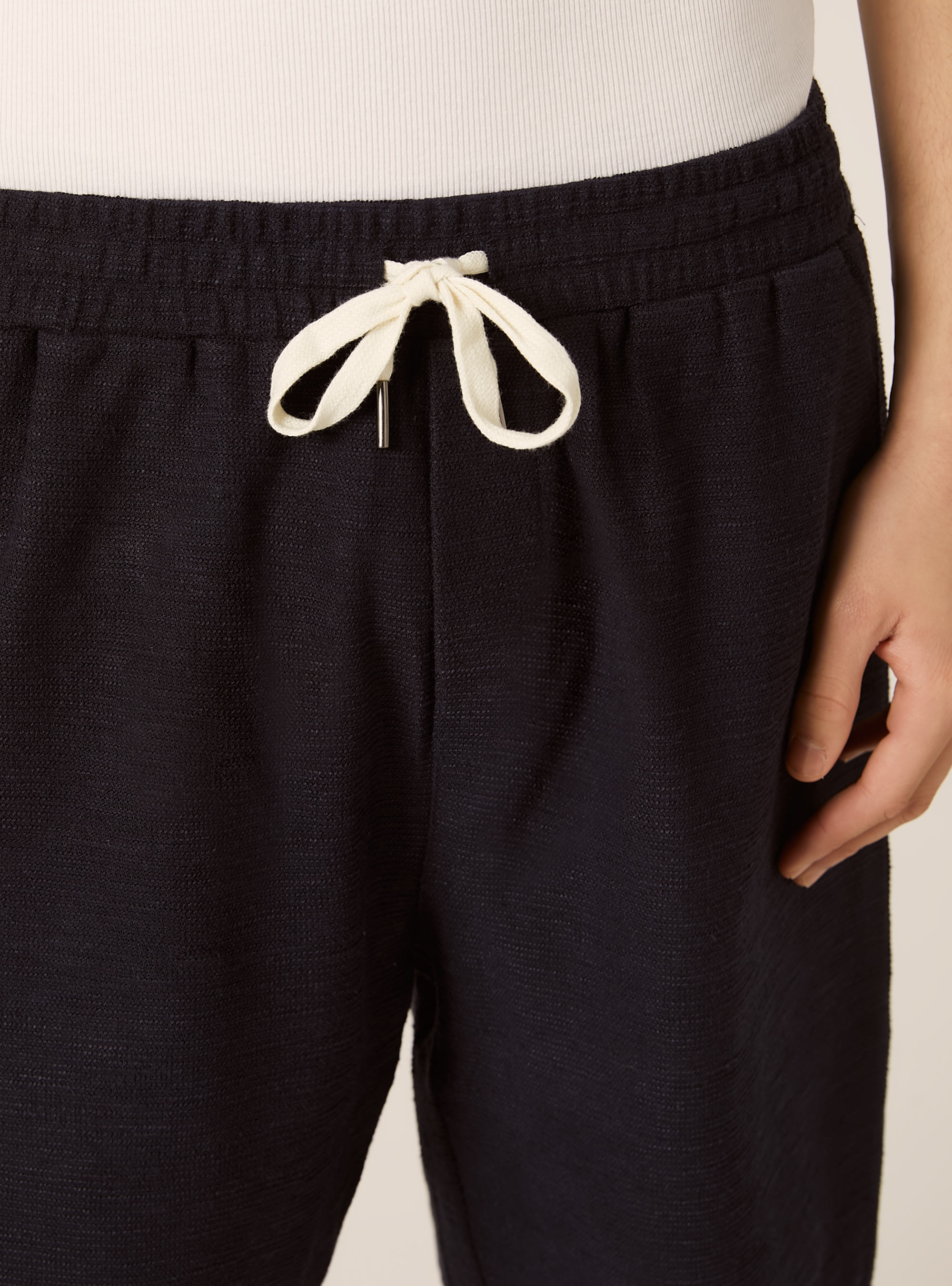 Bermudashorts aus Baumwolle mit Struktur, NA1 NAVY DARK