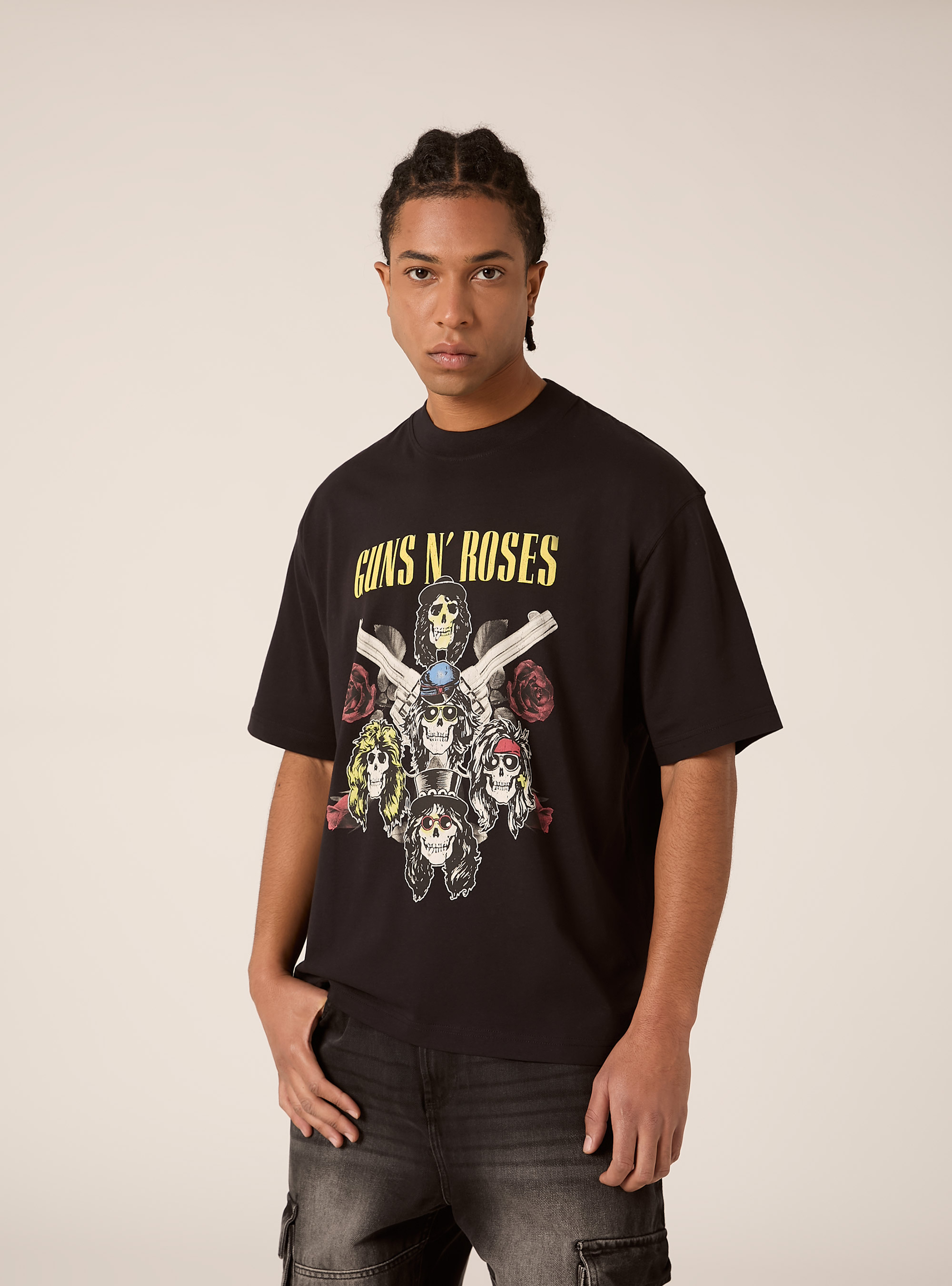 T-Shirt mit kastenf&ouml;rmiger Passform Guns N' Roses / Alcott, BK1 BLACK