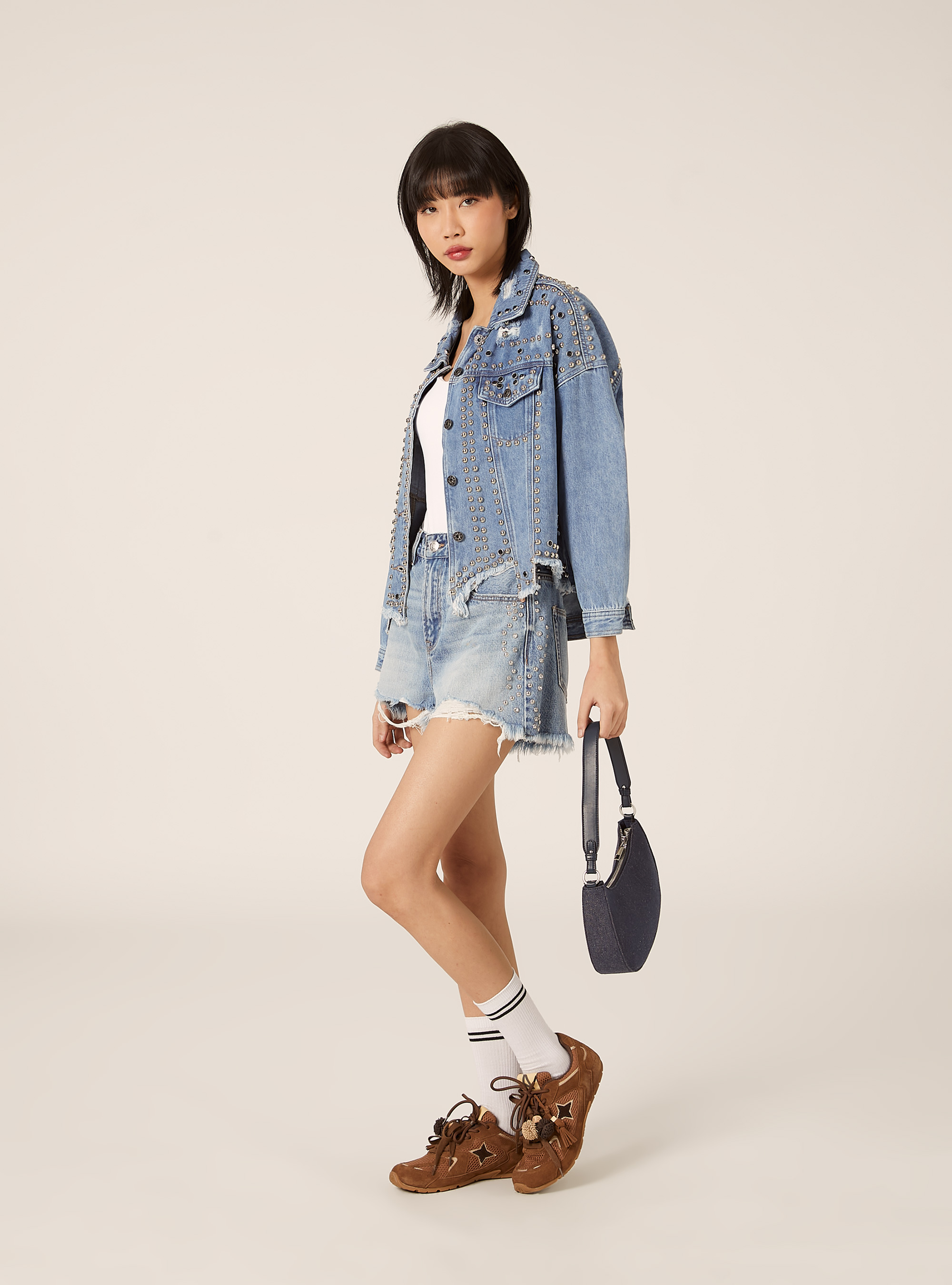 Denim jacket with studs, D006 AZURE