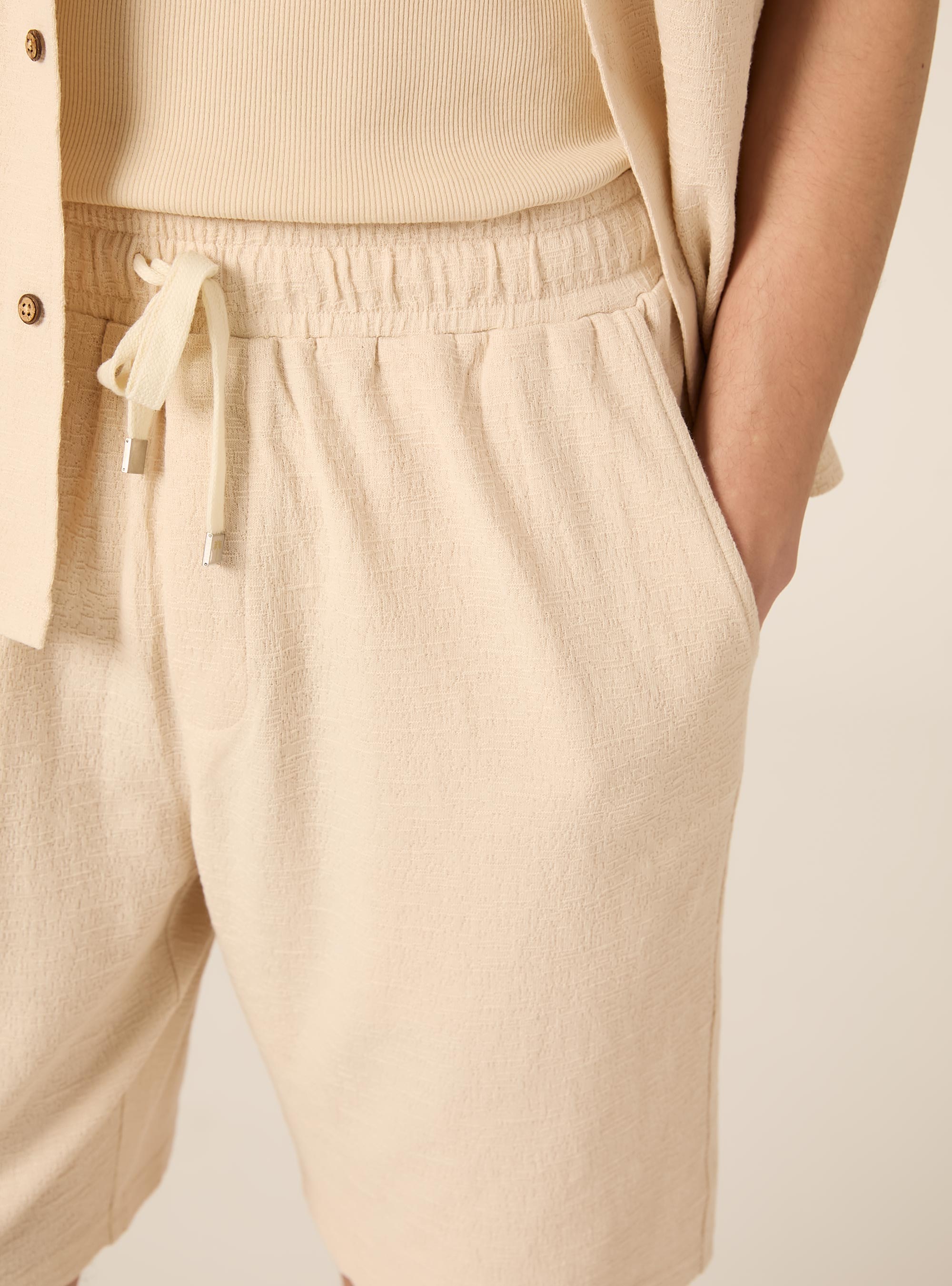 Bermuda textur&eacute;, coupe classique, BG2 BEIGE MEDIUM