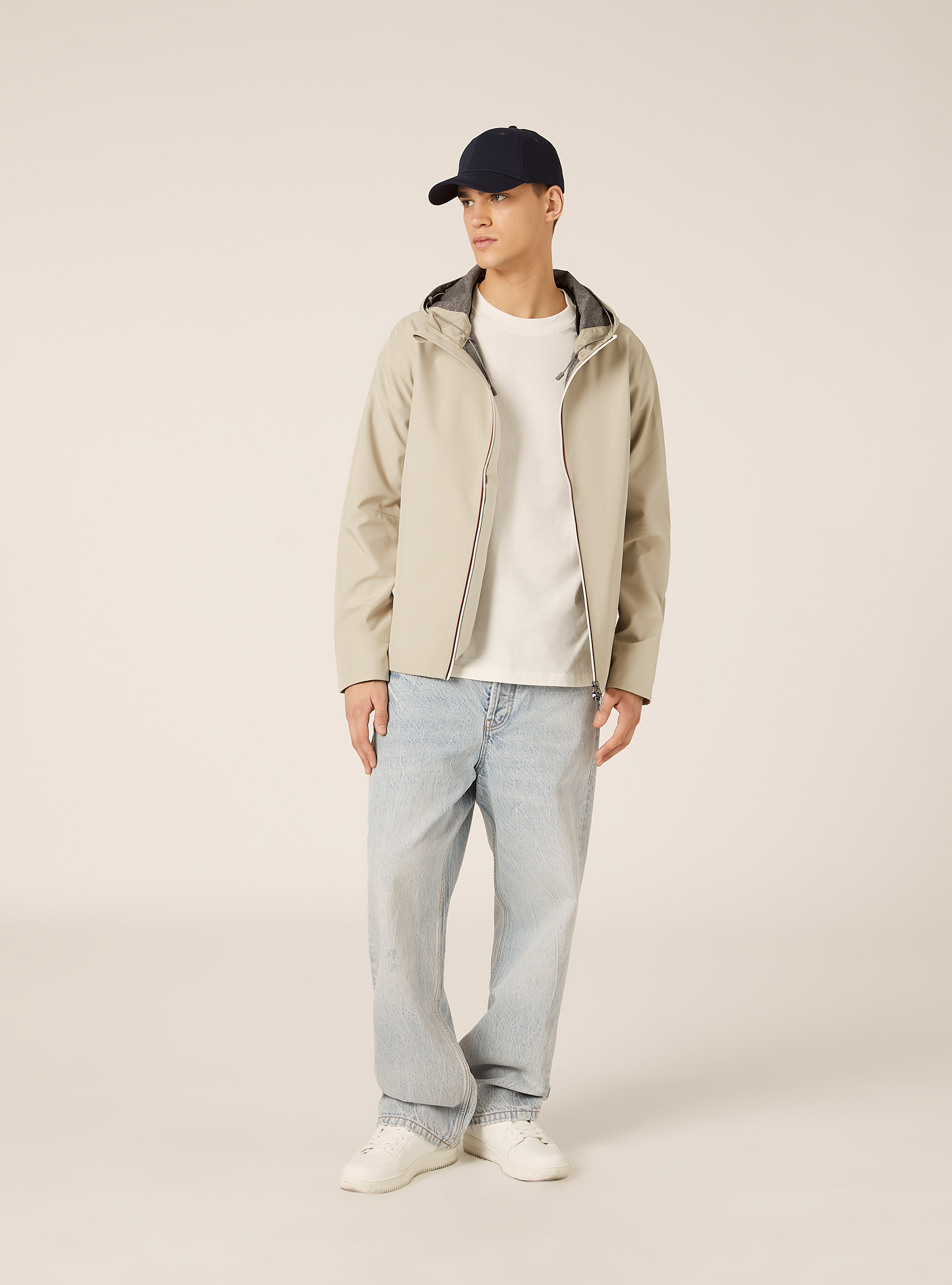 Technical windproof jacket with hood, CR3 CREAM LIGHT