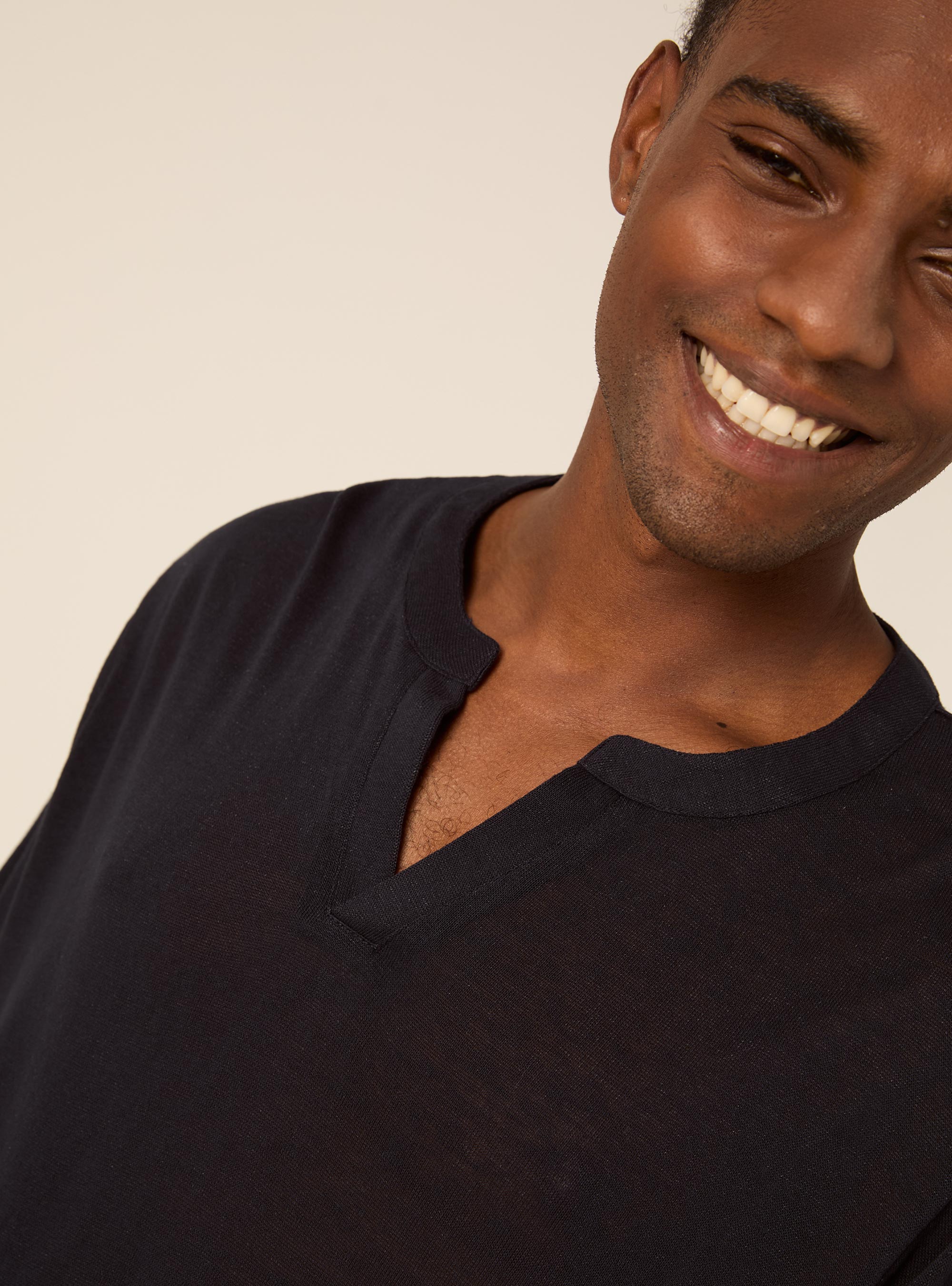 Notch Neck Short Sleeve Textured T-Shirt, NA1 NAVY DARK