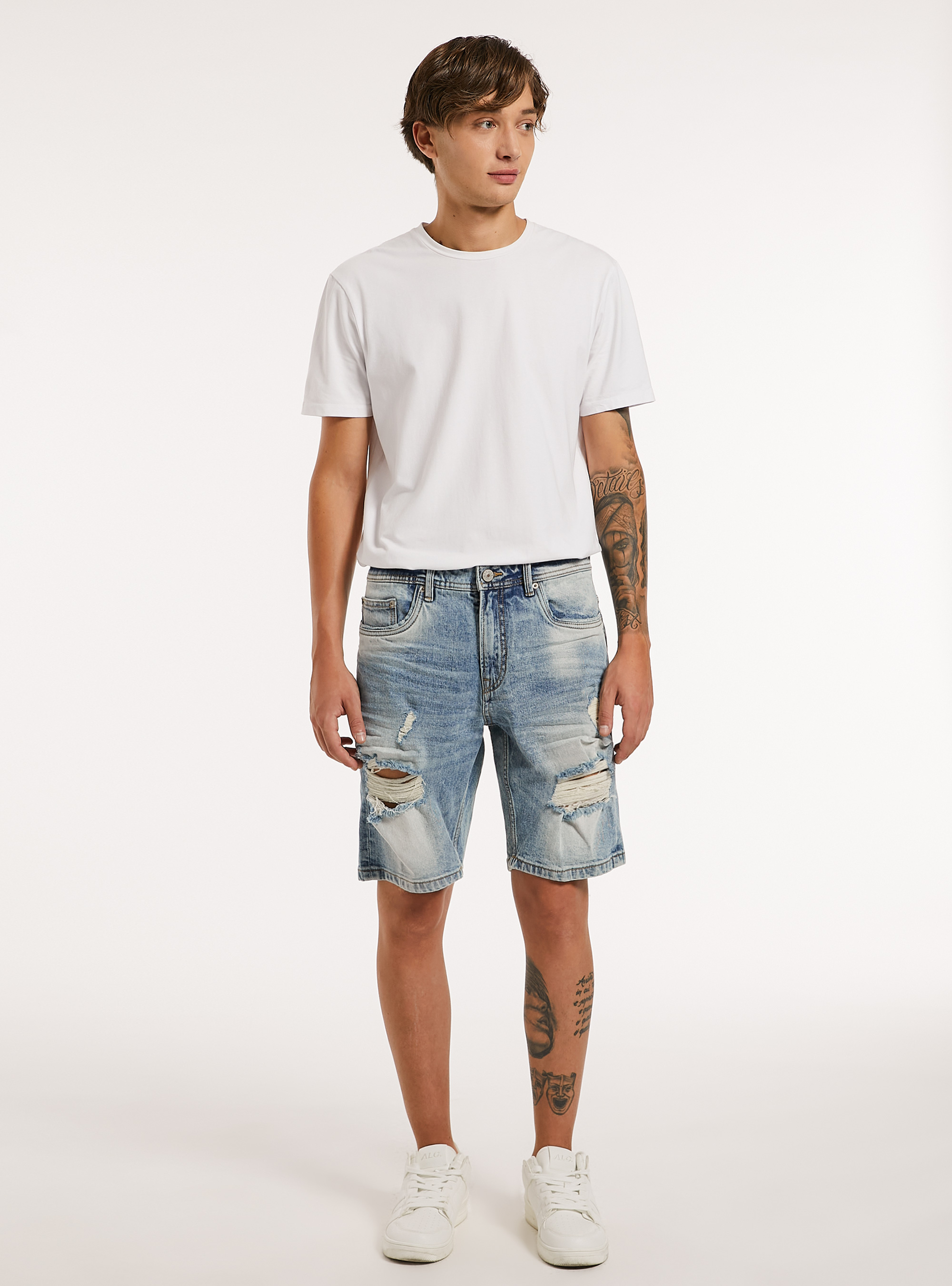 Stretch denim slim fit bermuda shorts with rips, D003 MEDIUM BLUE