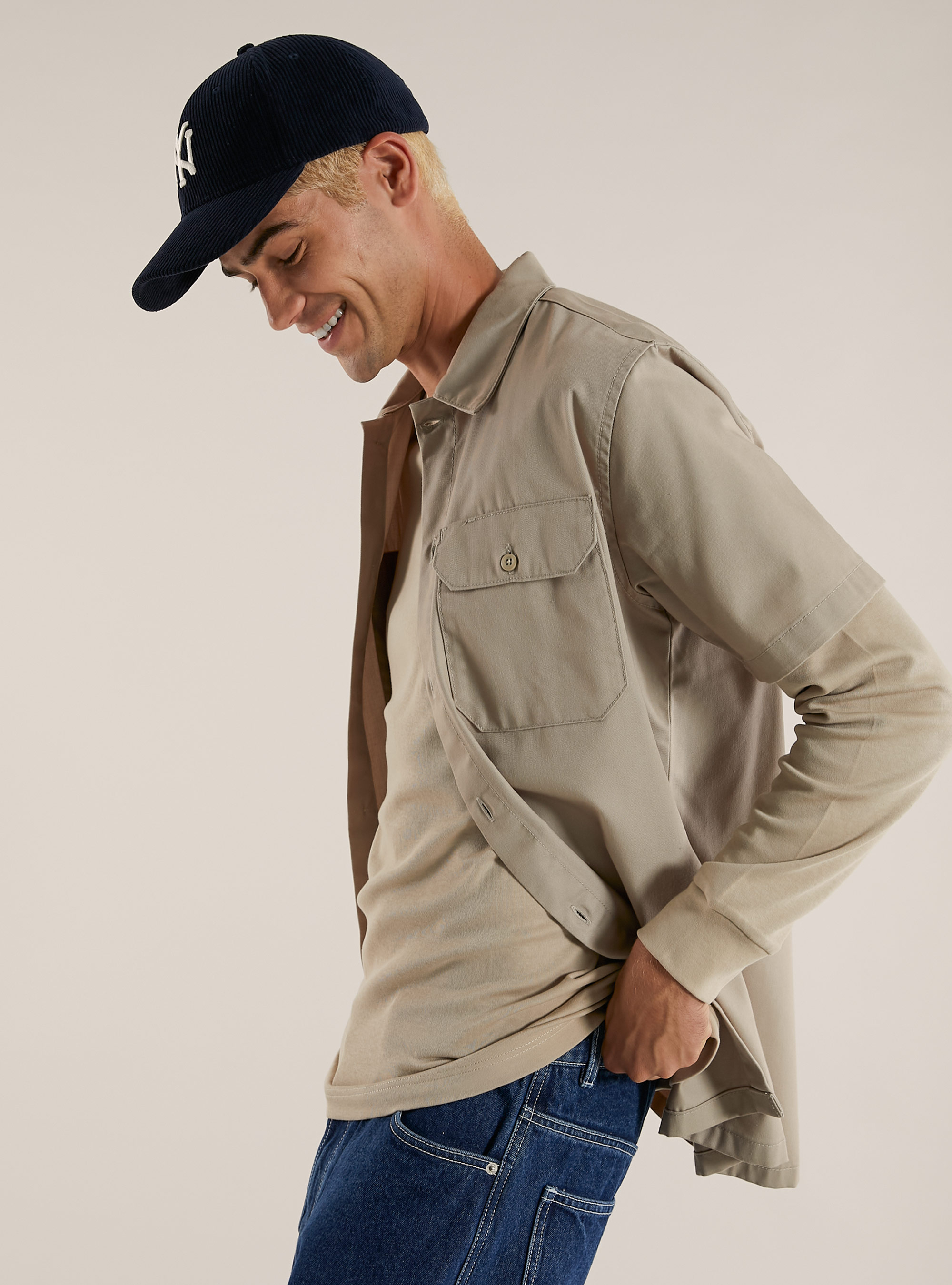 Chemise en serg&eacute; avec grandes poches, BG2 BEIGE MEDIUM