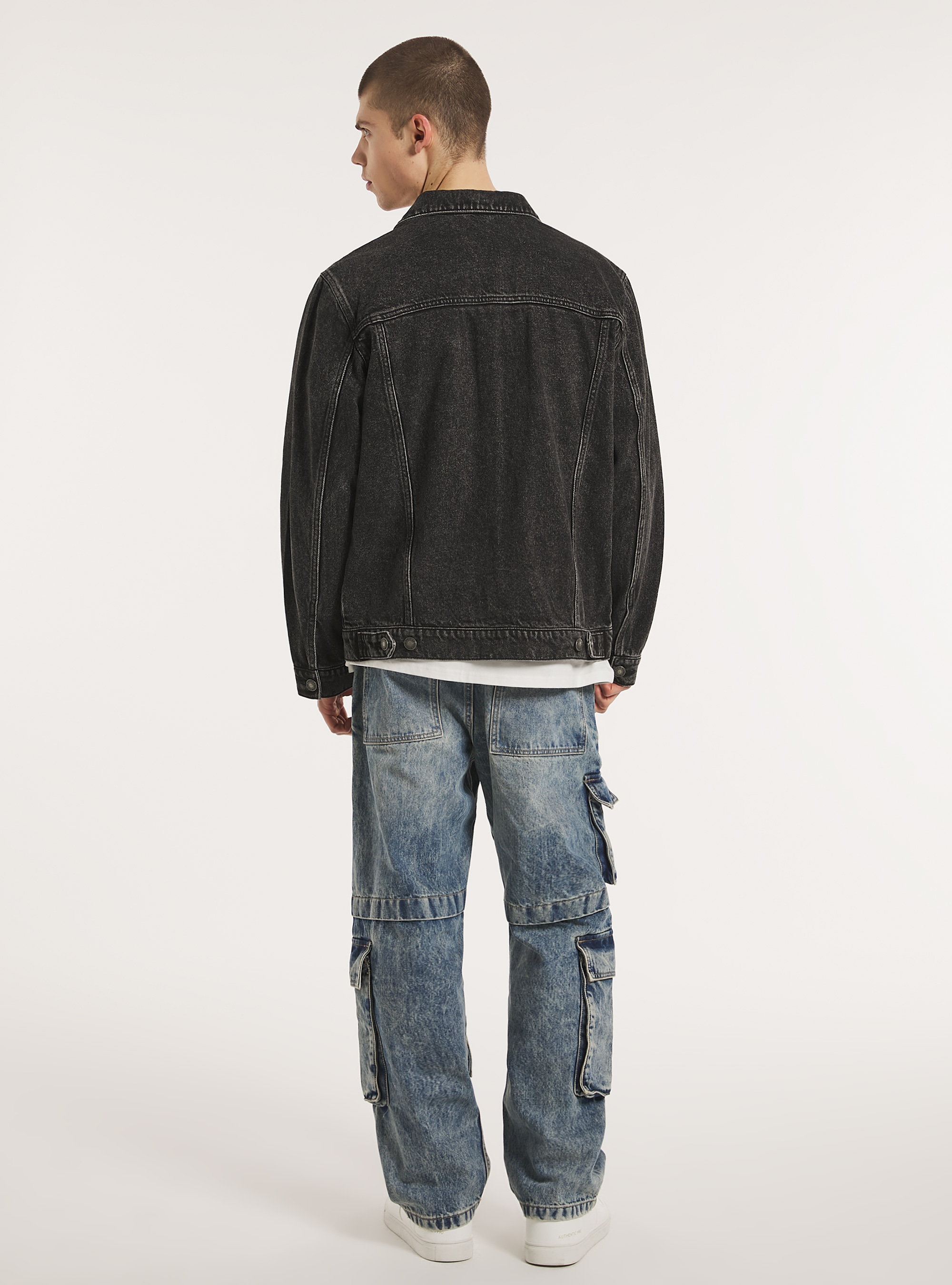 Veste en denim &agrave; coupe r&eacute;guli&egrave;re, D000 BLACK