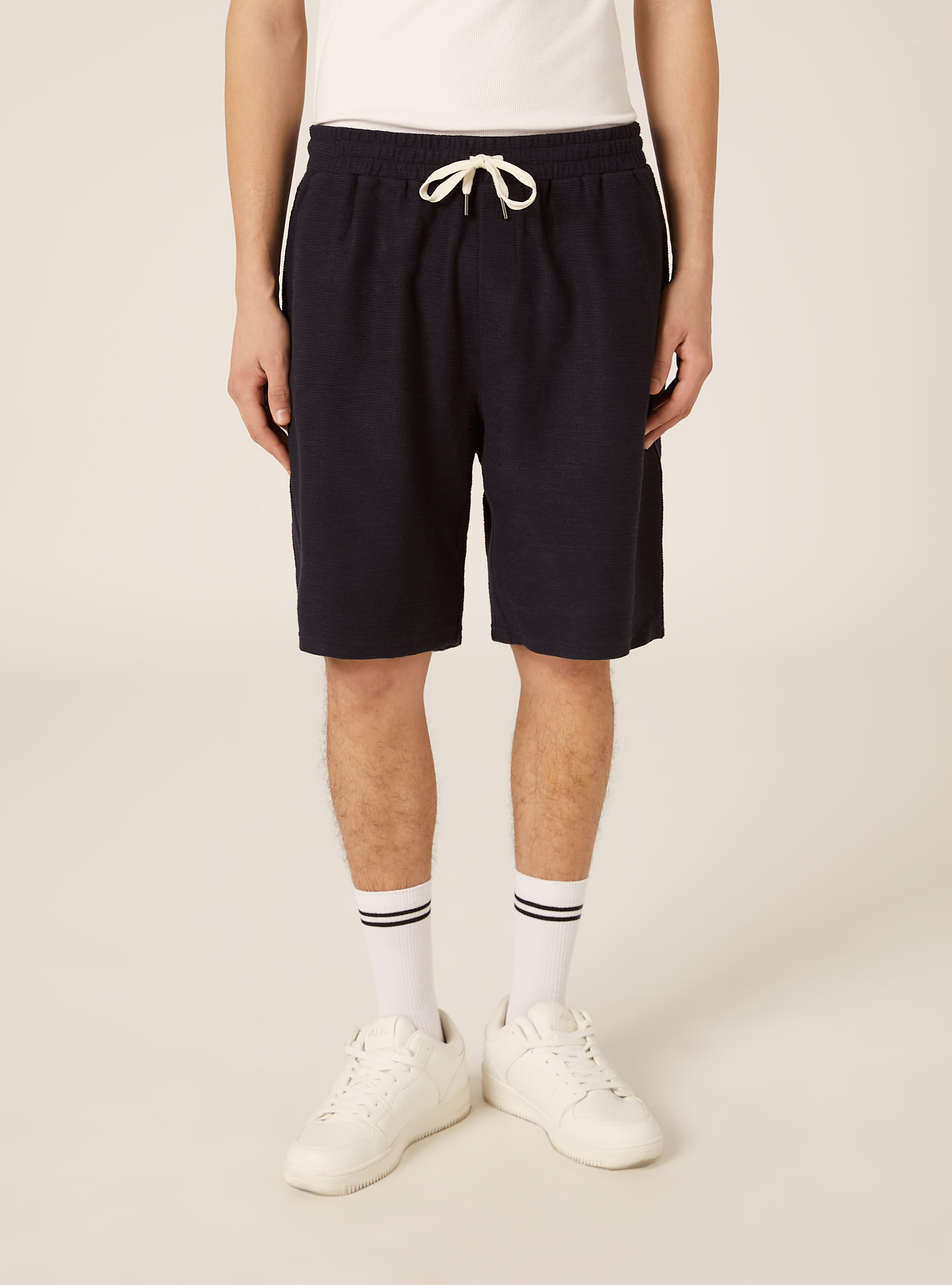 Bermudashorts aus Baumwolle mit Struktur, NA1 NAVY DARK