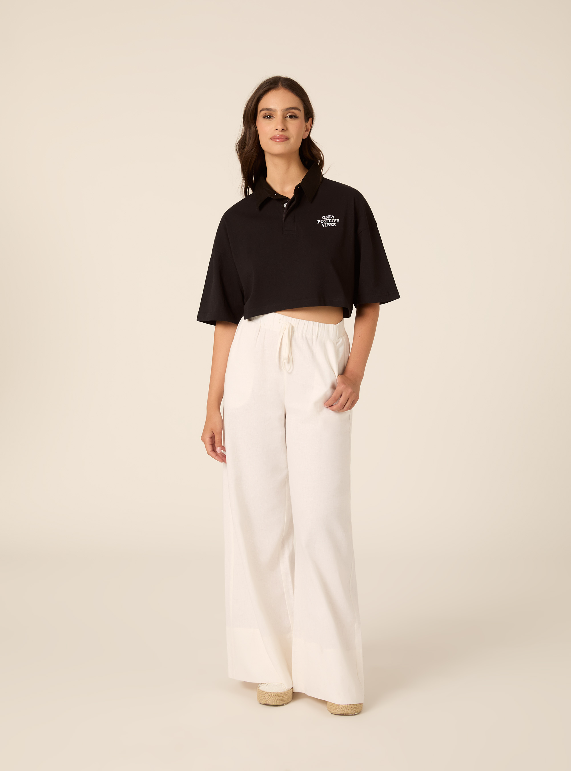 Oversized Cropped Polo Shirt with Embroidery, BK1 BLACK