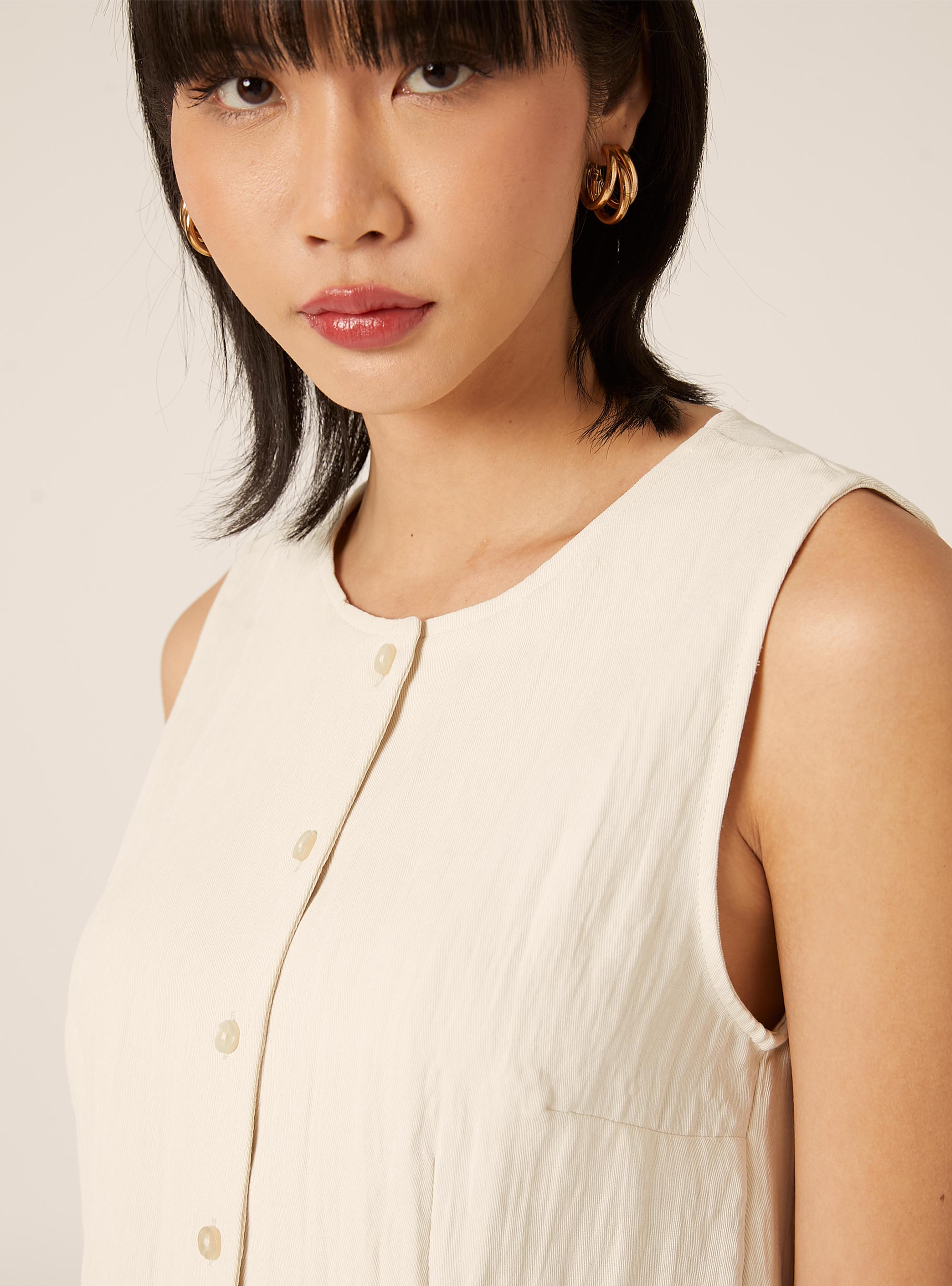 Tailored textured waistcoat, CR3 CREAM LIGHT