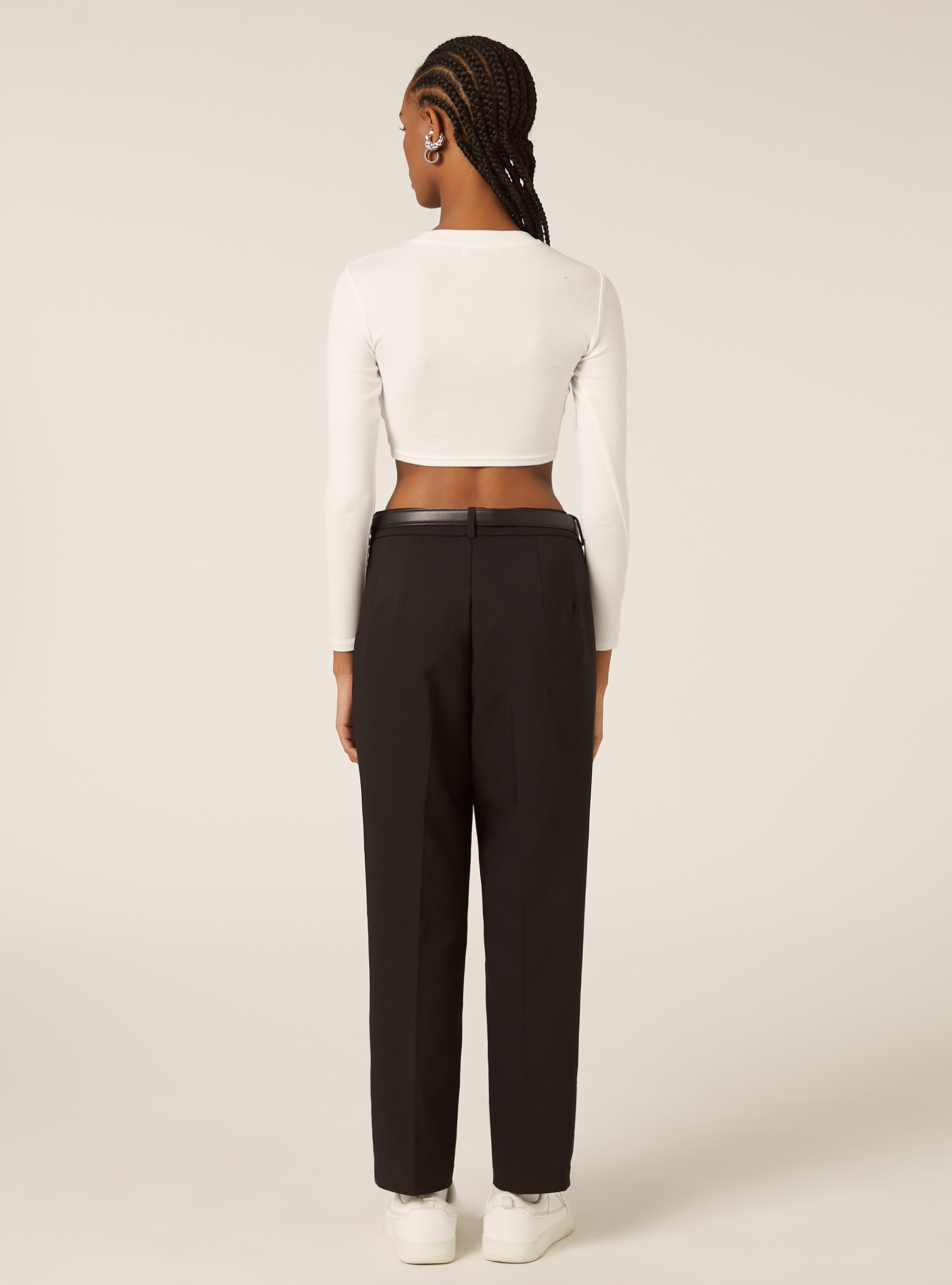 Pantalon ajust&eacute; avec ceinture, BK1 BLACK