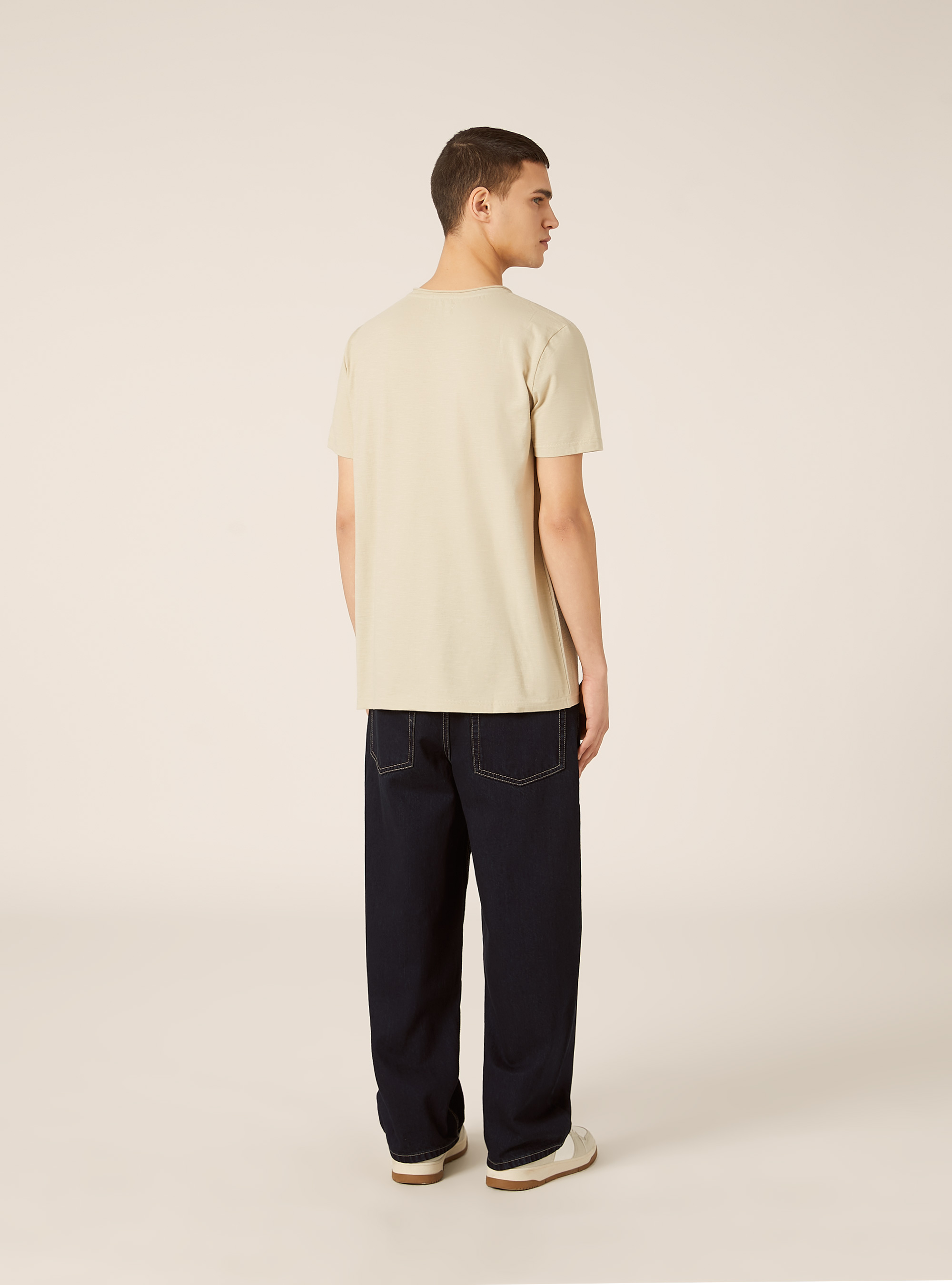 Maglietta in misto lino con scollo a V, BEIGE CHIARO