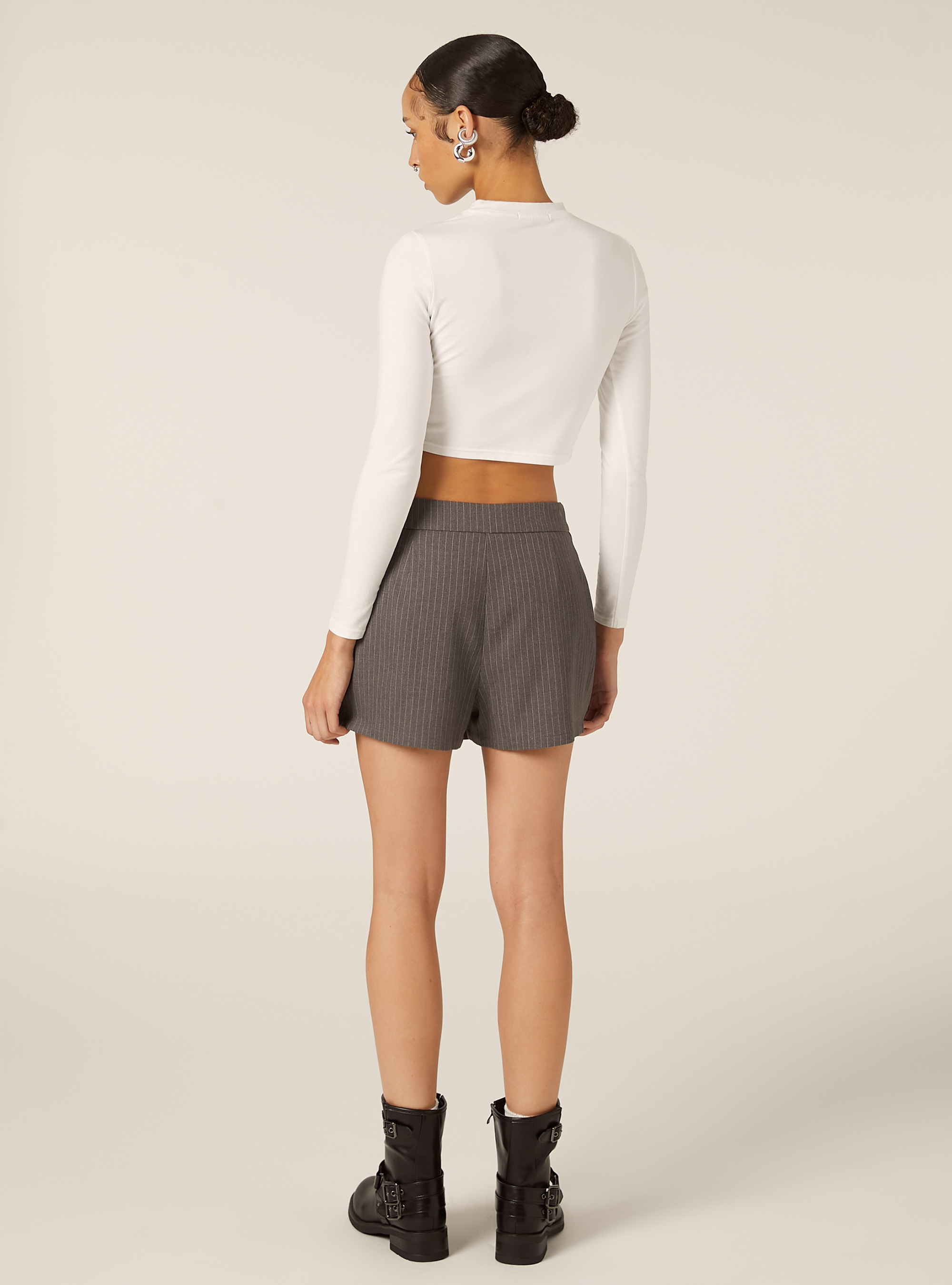 Jupe-short crois&eacute;e &agrave; motifs, MGY1 GREY MEL DARK