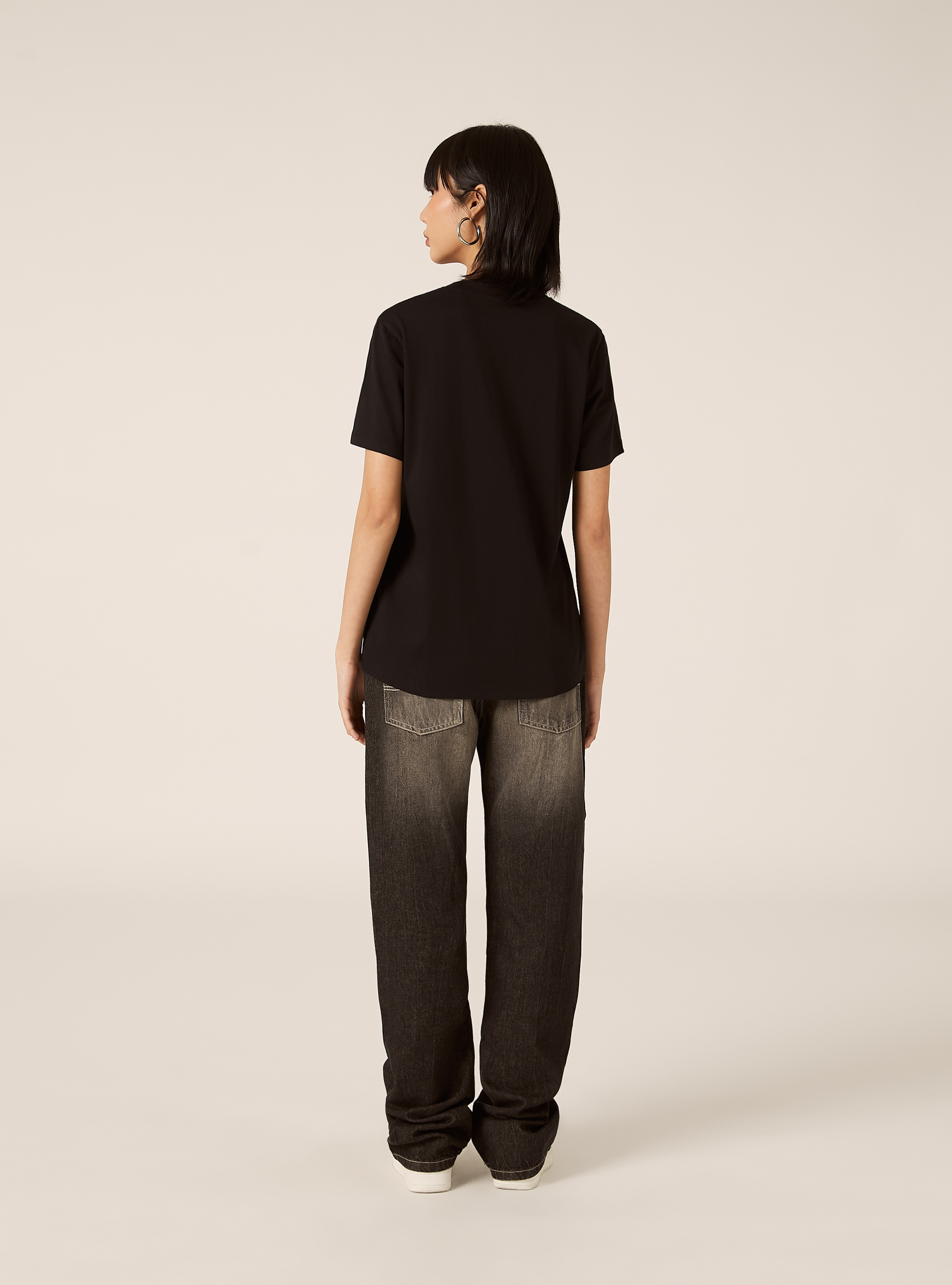 Camiseta de cuello redondo de algod&oacute;n, BK1 BLACK