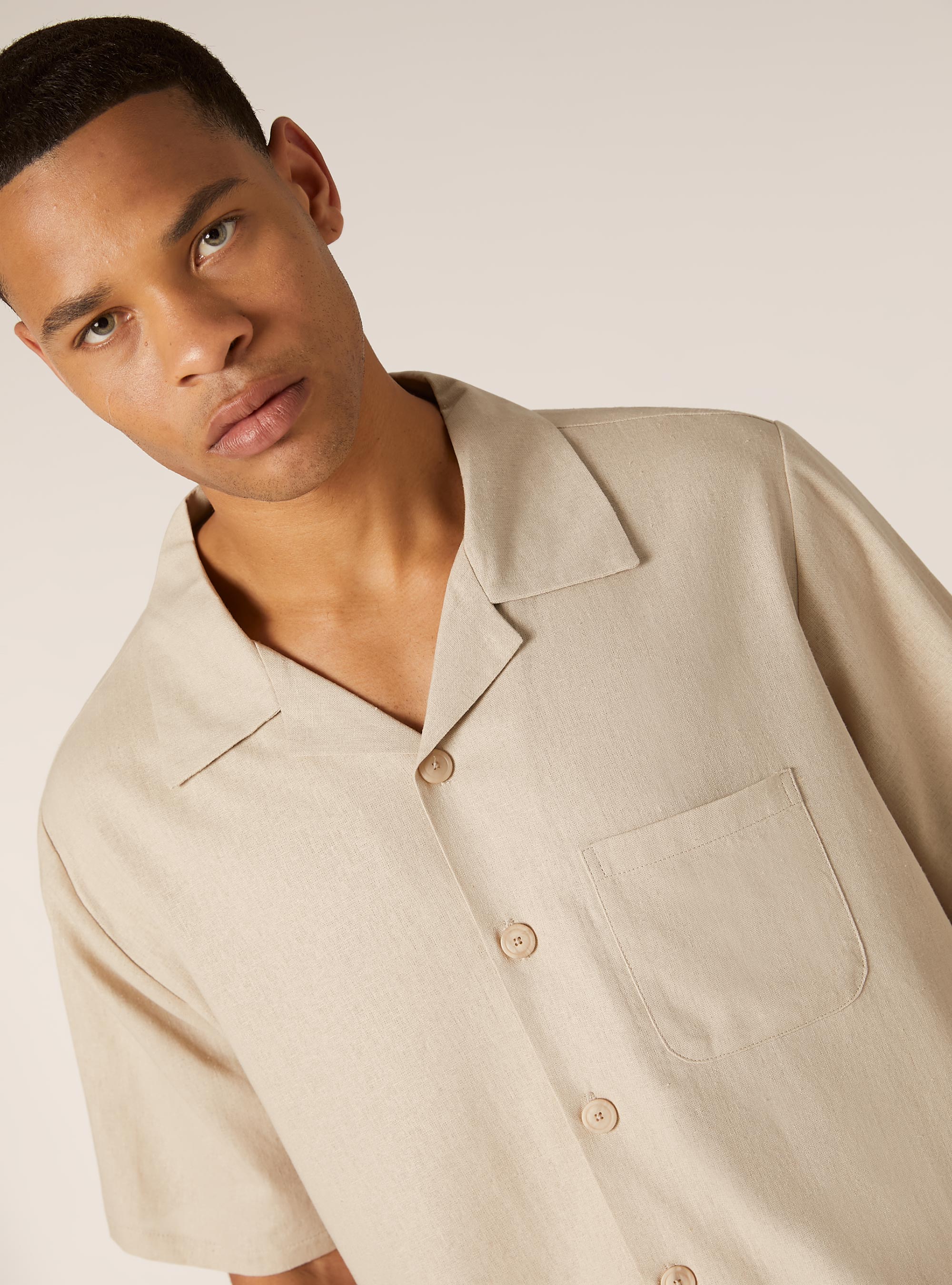 Linen blend shirt with breast pocket, BG3 BEIGE LIGHT