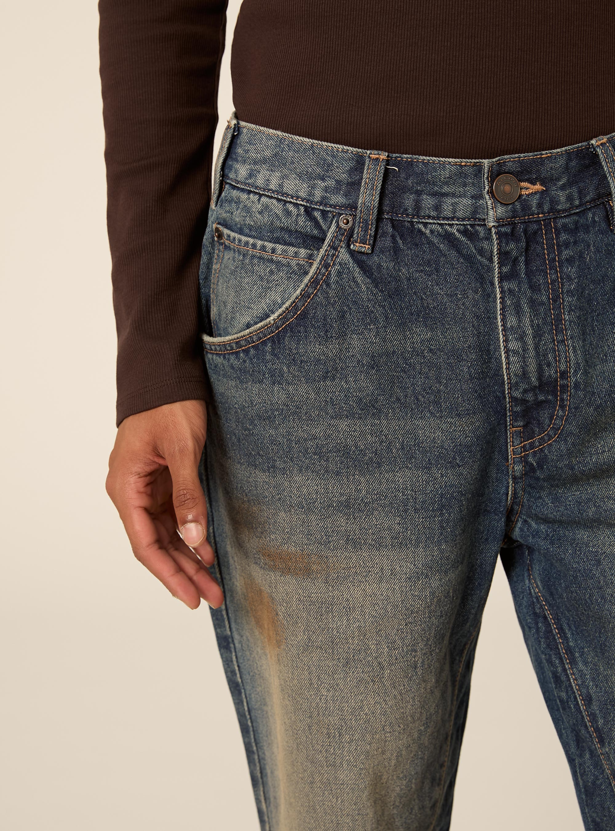 Bootcut jeans with rips and vintage finish, D201 AZZURRE MED OVERDYE