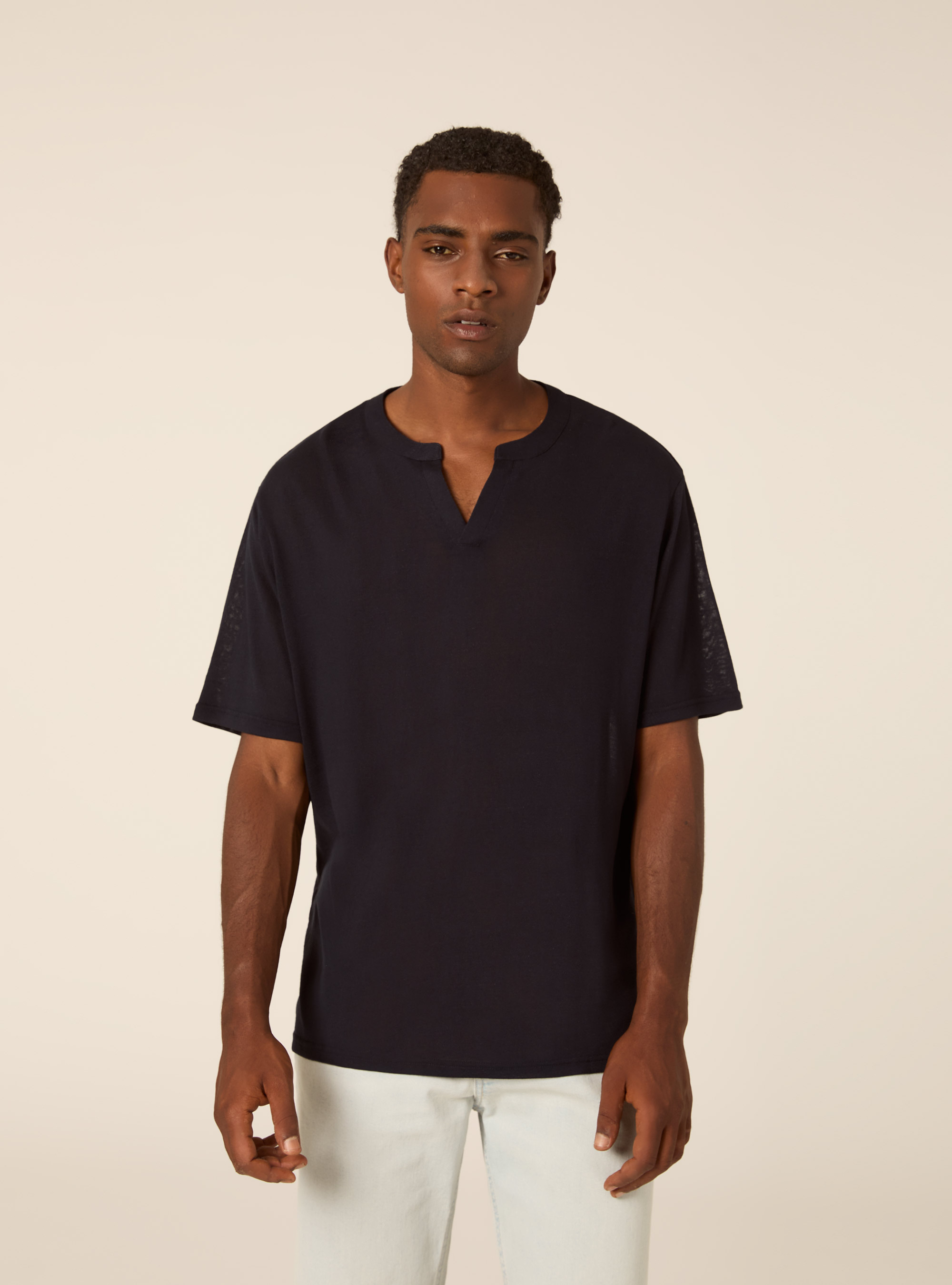 Notch Neck Short Sleeve Textured T-Shirt, NA1 NAVY DARK