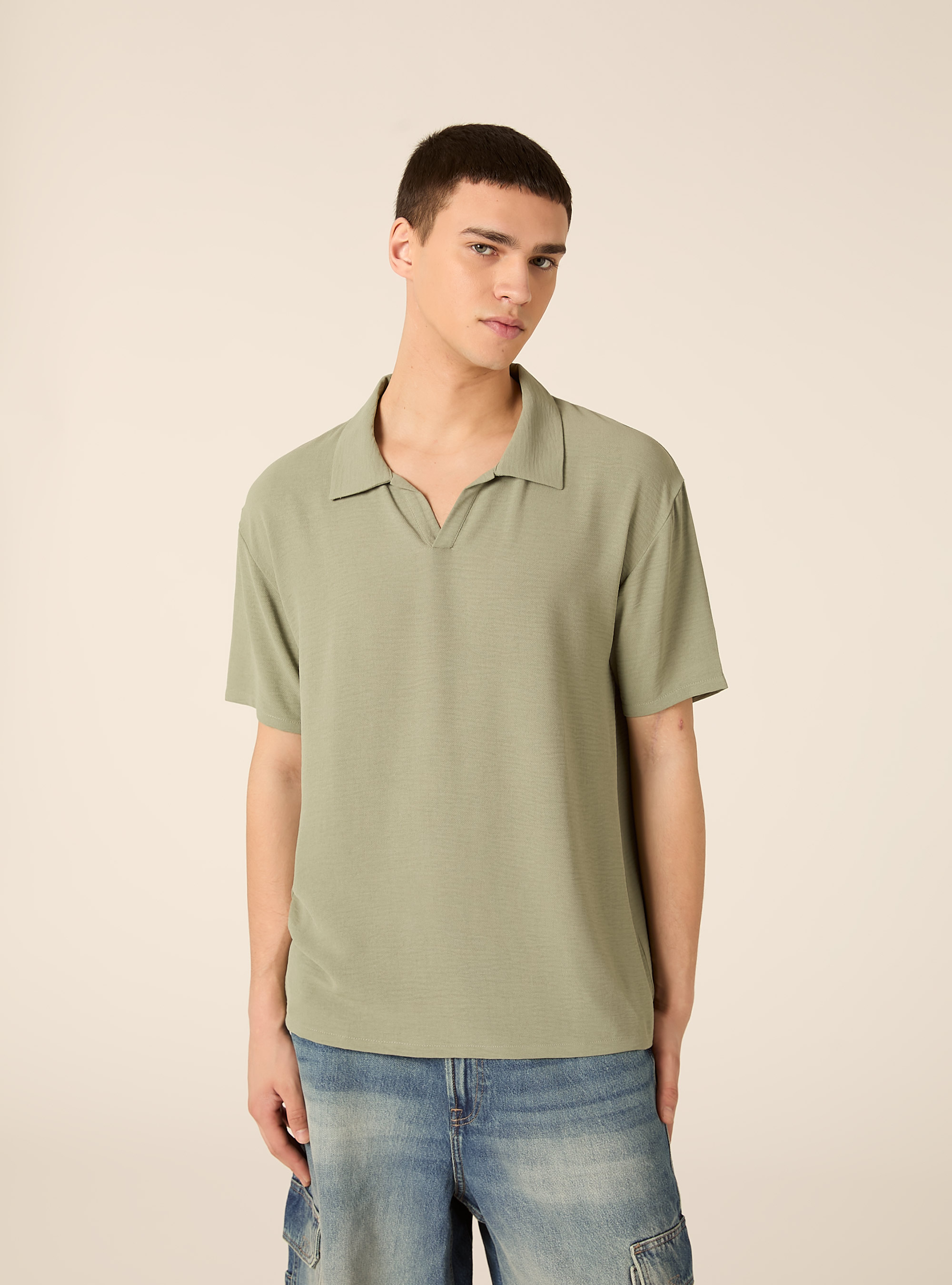 Polo b&aacute;sico de crep&eacute;, KY2 KAKY MEDIUM