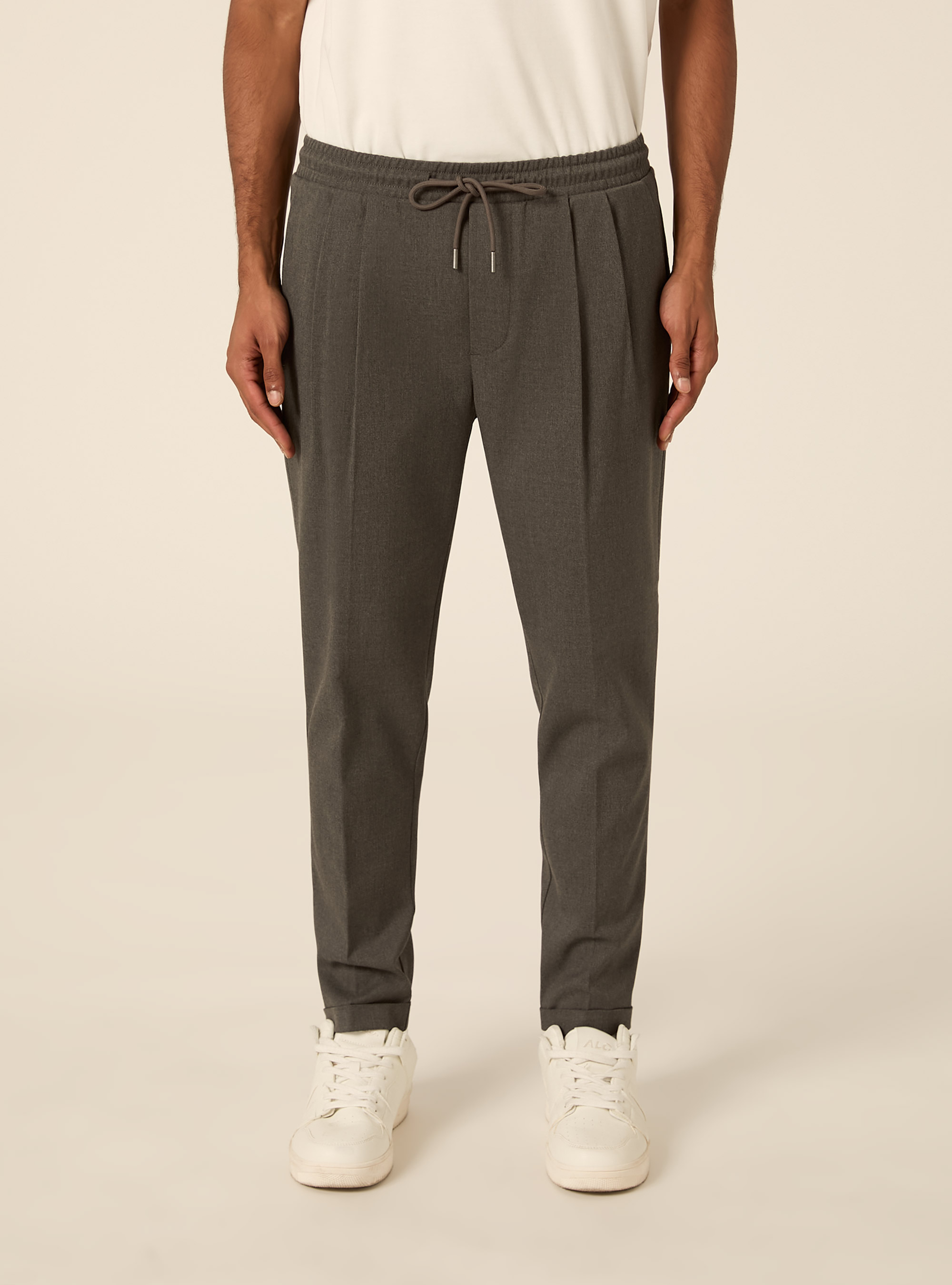 Twill jogger trousers with pleats, MGY1 GREY MEL DARK