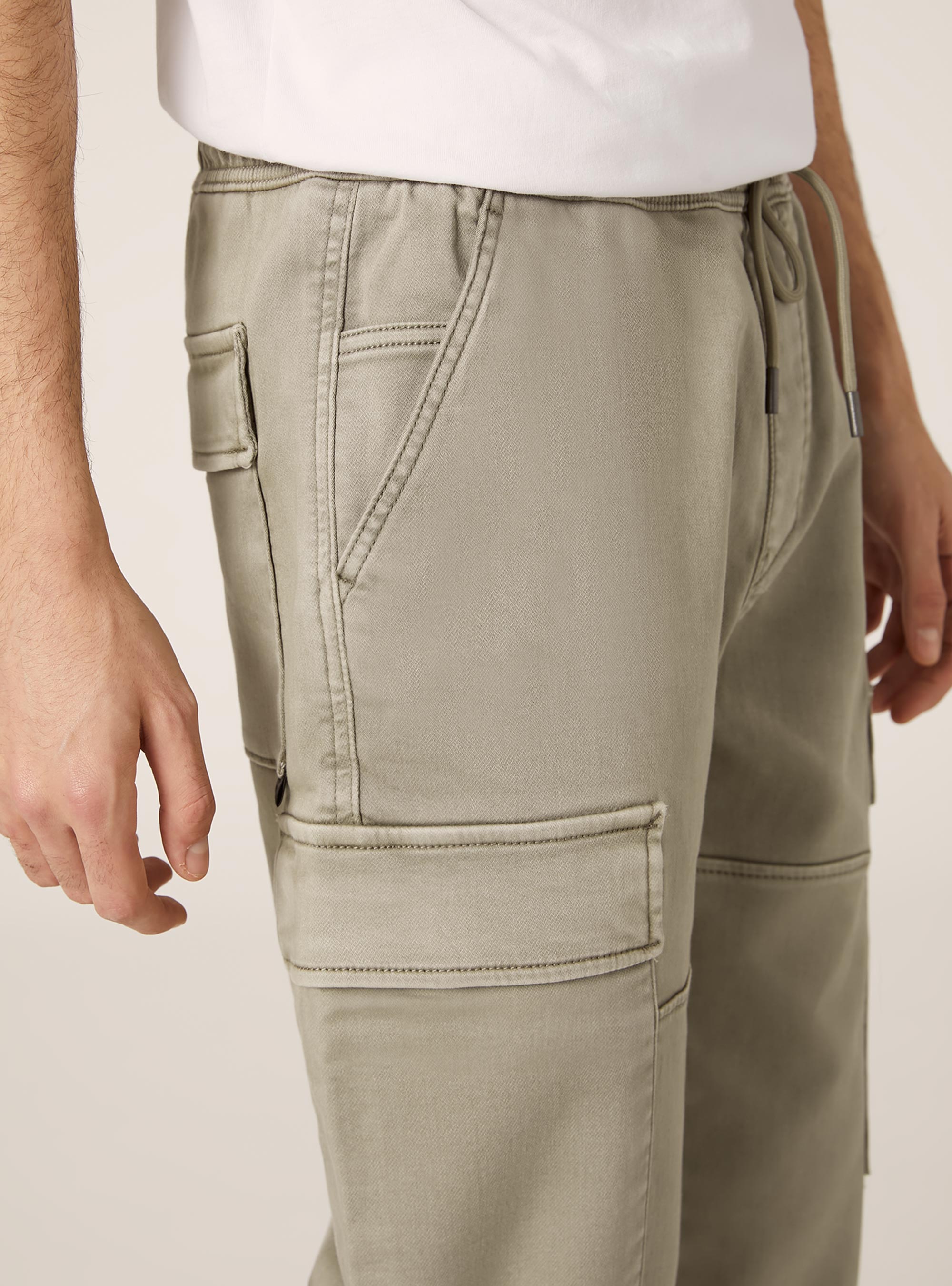 Pantalon cargo avec taille &eacute;lastiqu&eacute;e, KY2 KAKY MEDIUM
