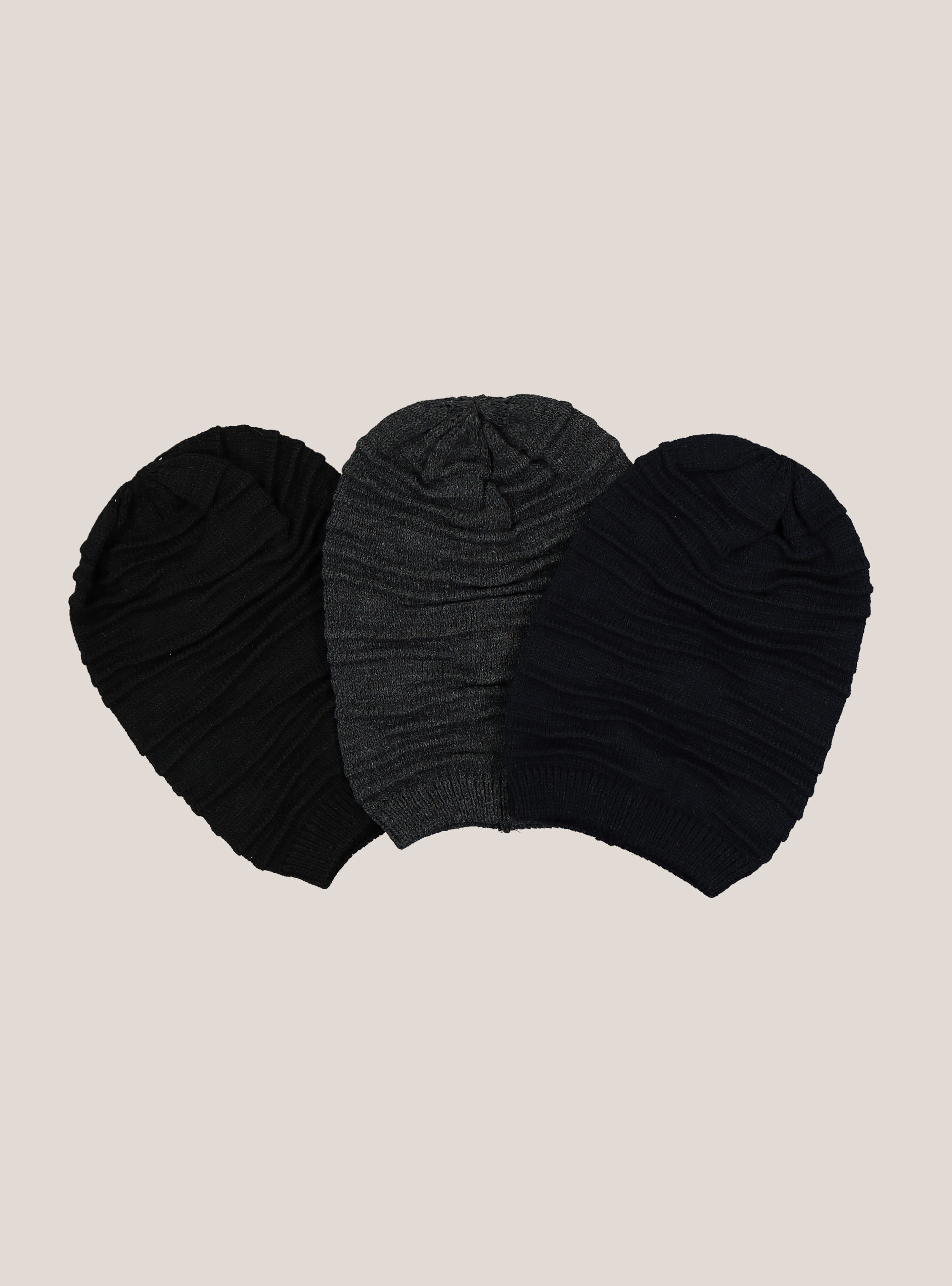 Chapeau orn&eacute; de d&eacute;tails en relief, C210 BLUE NAVY