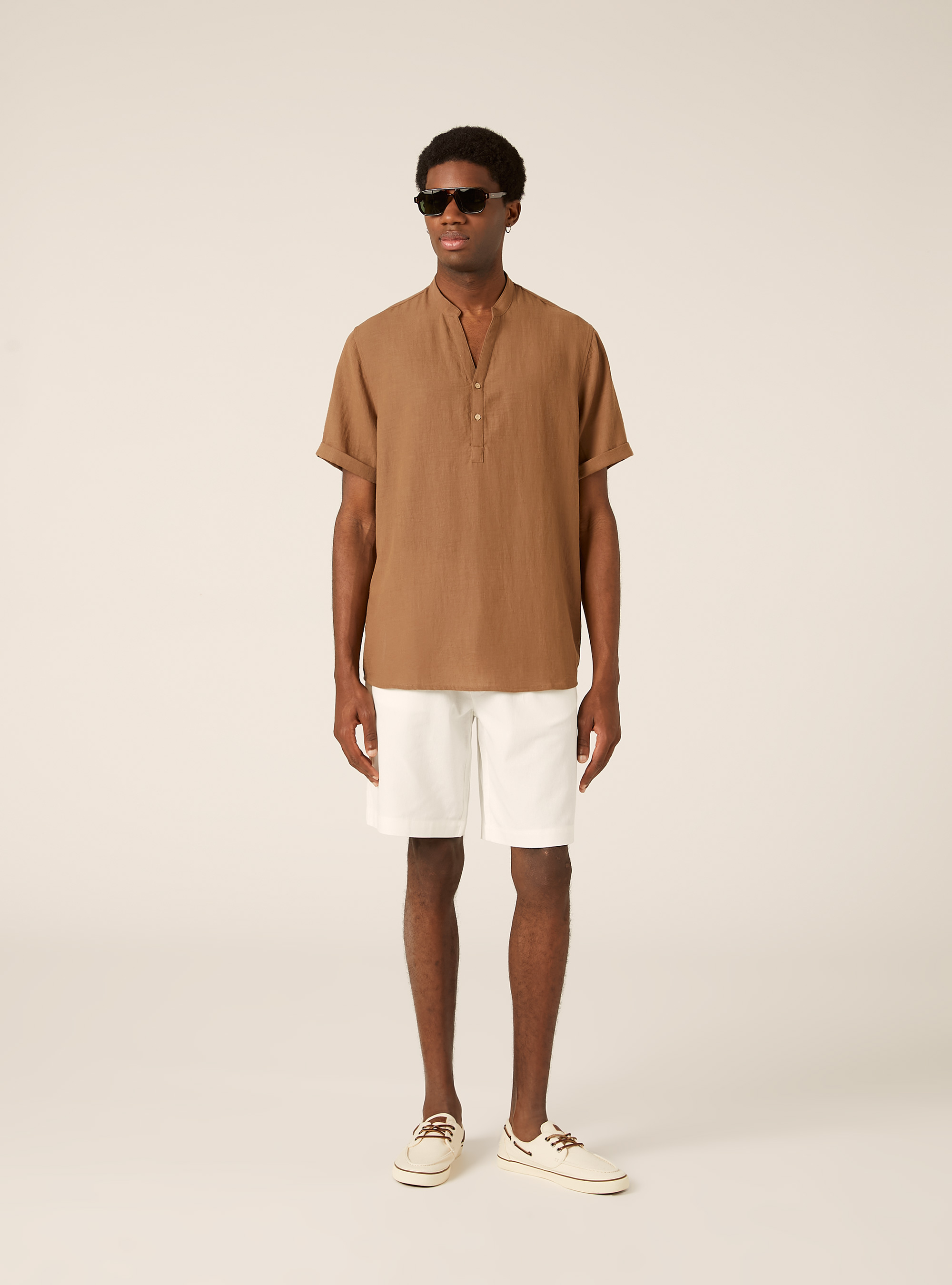Camisa con cuello coreano, BR2 BROWN MEDIUM