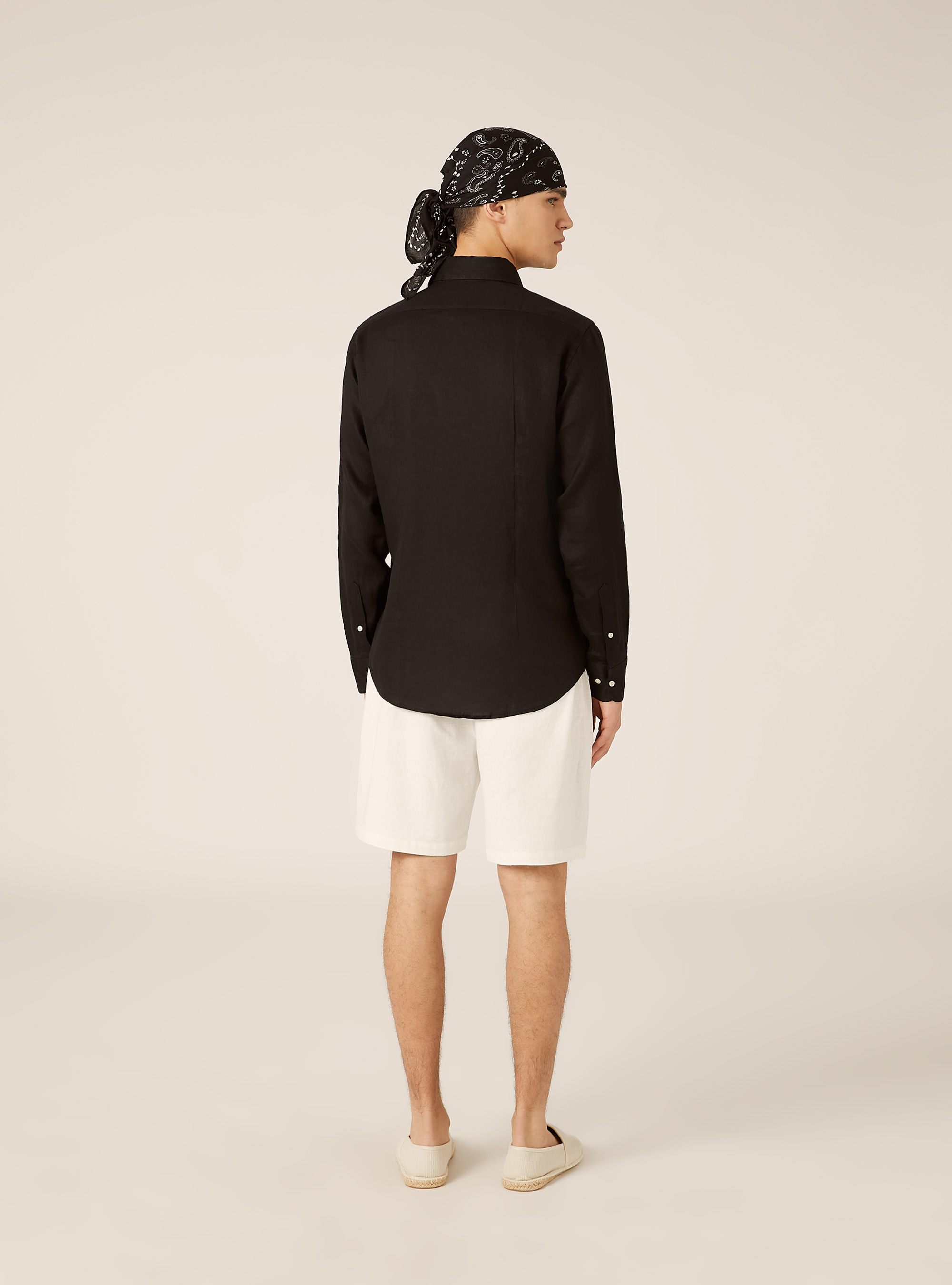 Camicia in puro lino a maniche lunghe, NERO