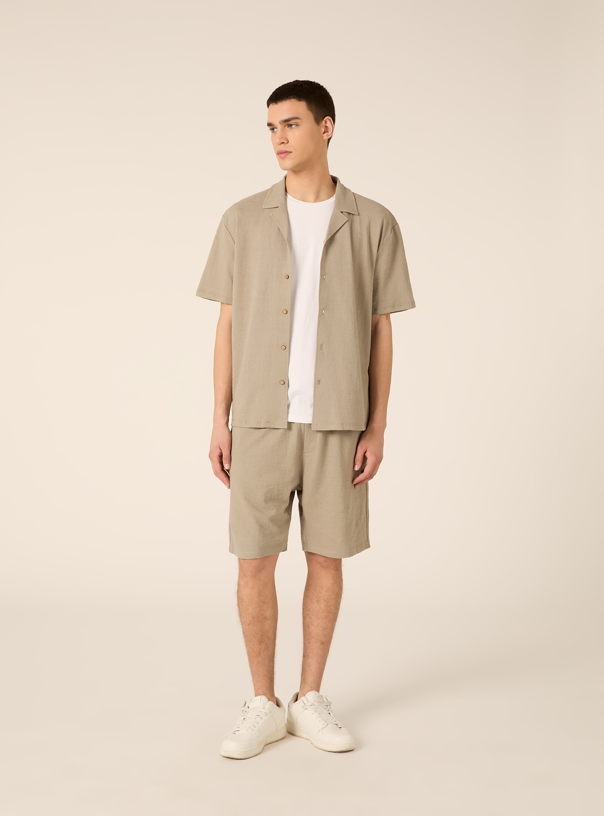 Strukturiertes Hemd in Boxy-Fit, KY3 KAKY LIGHT