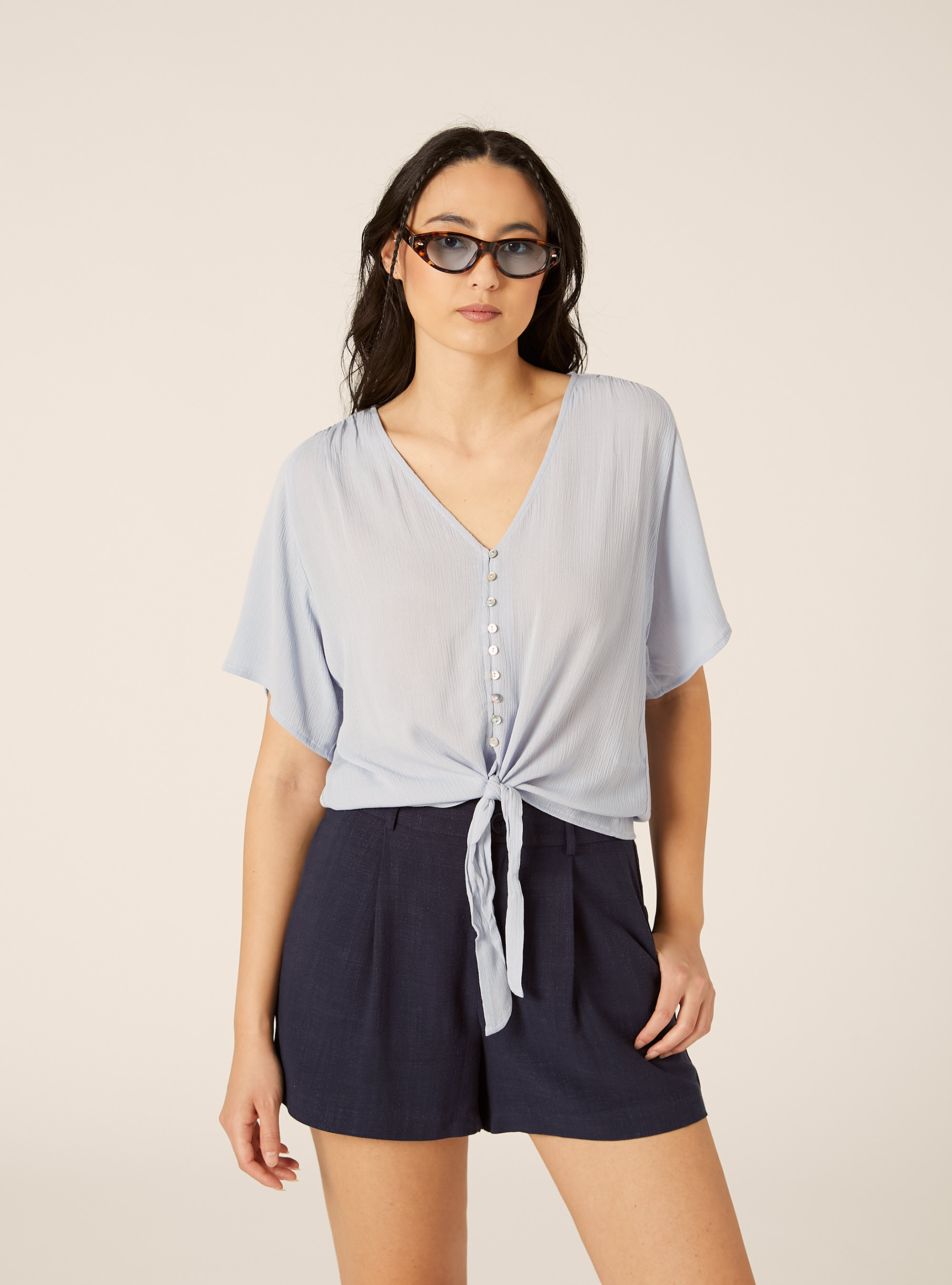 Camicia scollo a v tinta unita e nodo in vita, AZZURRO CHIARO
