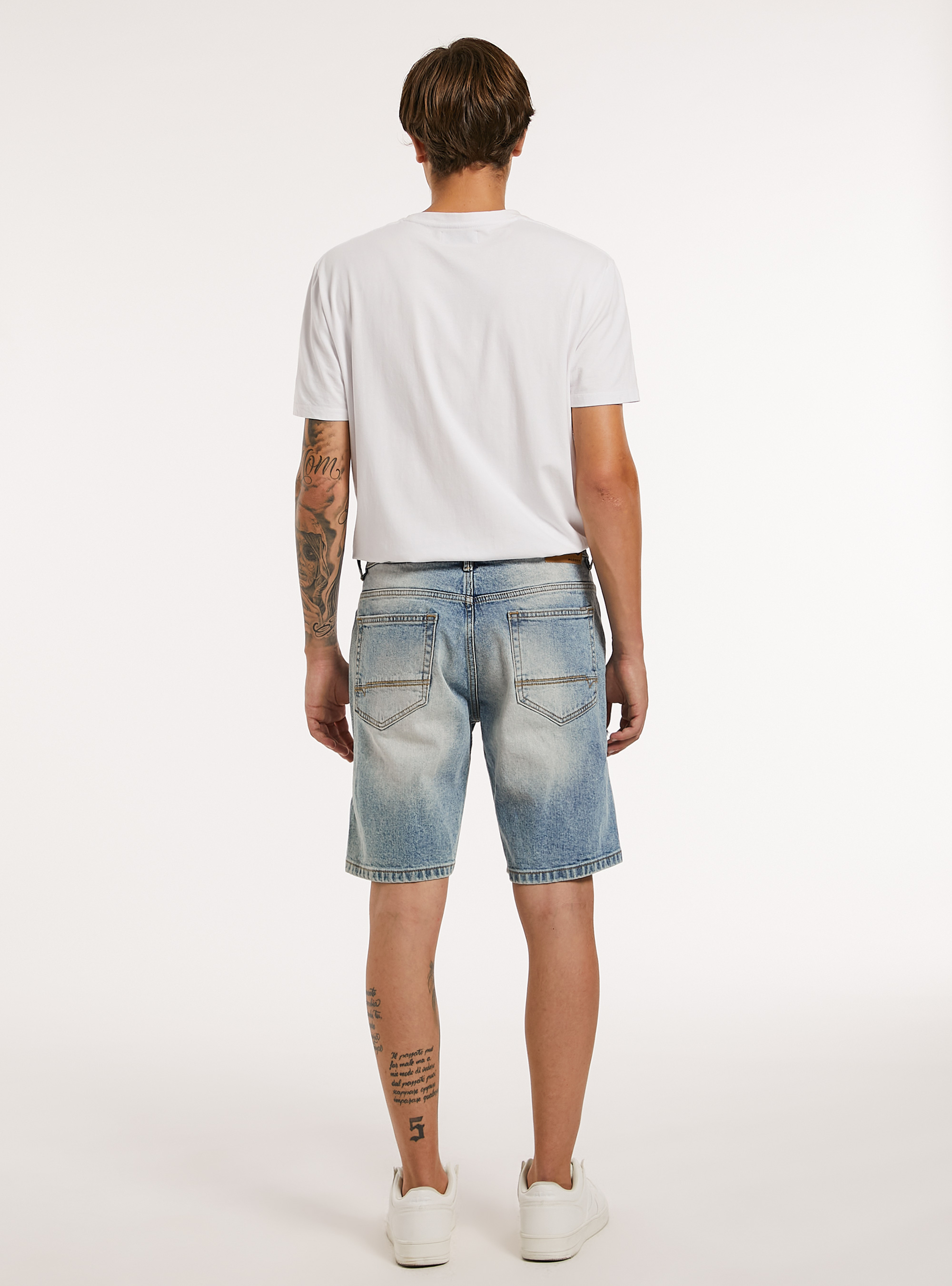 Stretch denim slim fit bermuda shorts with rips, D003 MEDIUM BLUE